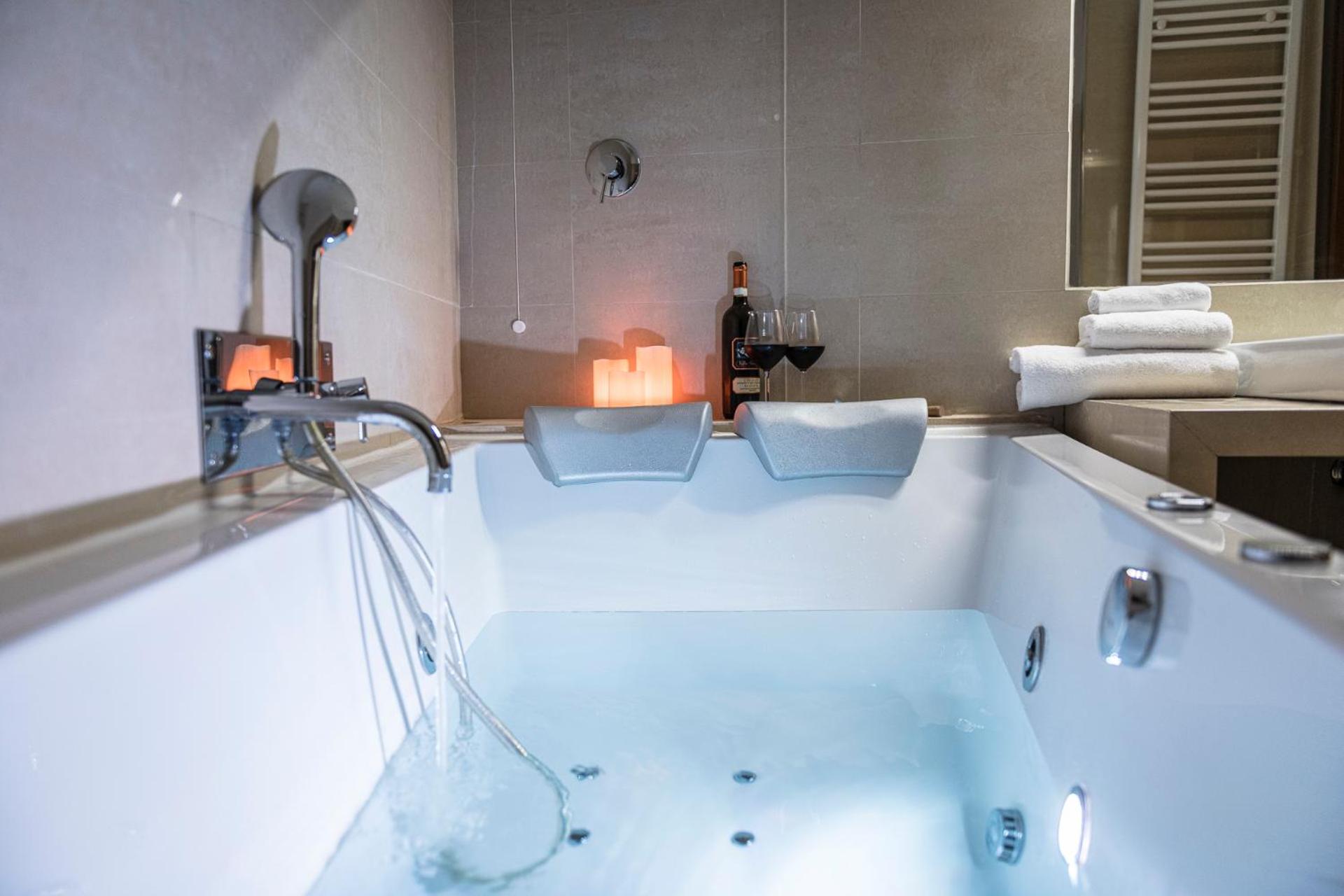 Navona Central Suites