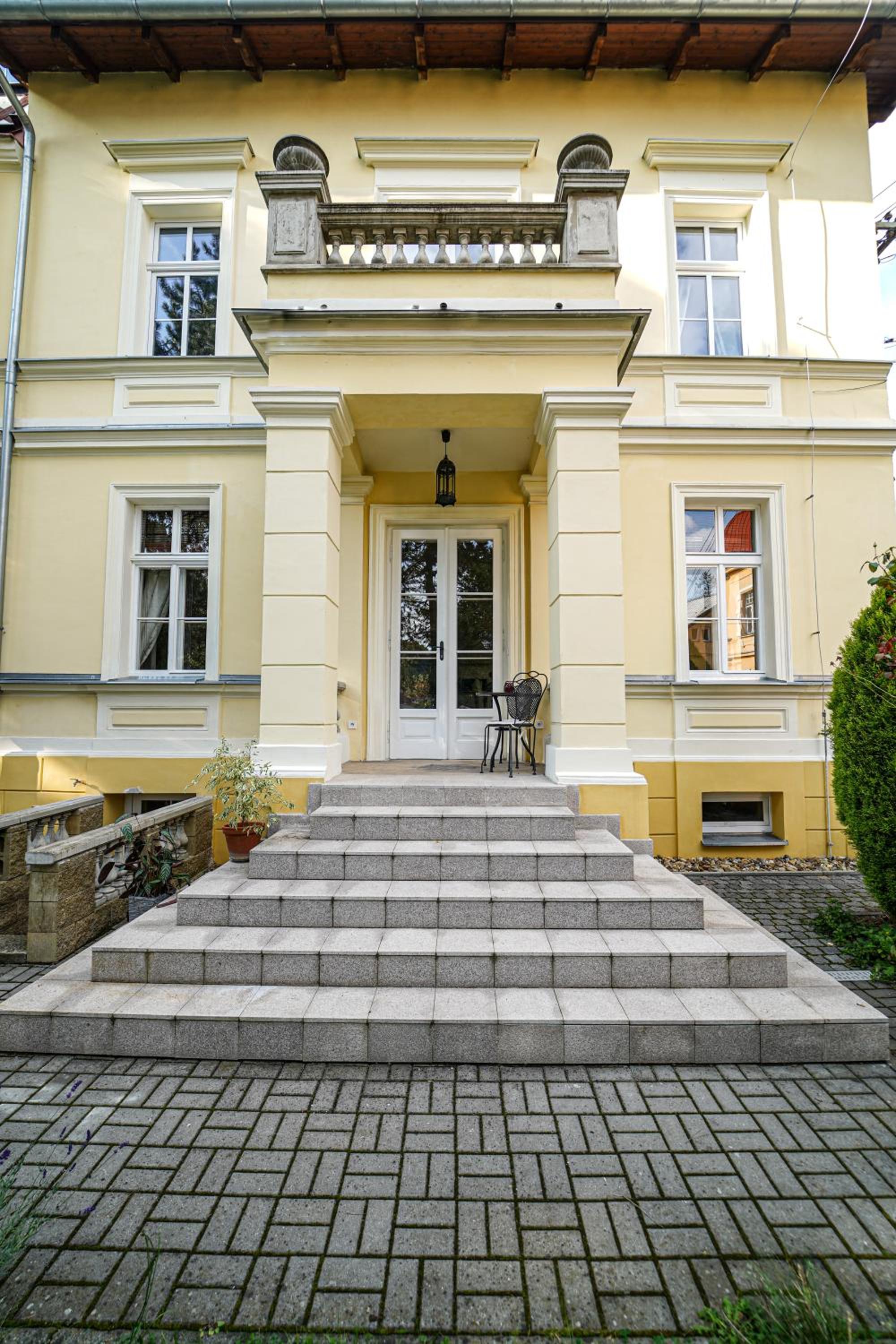 Photo 31