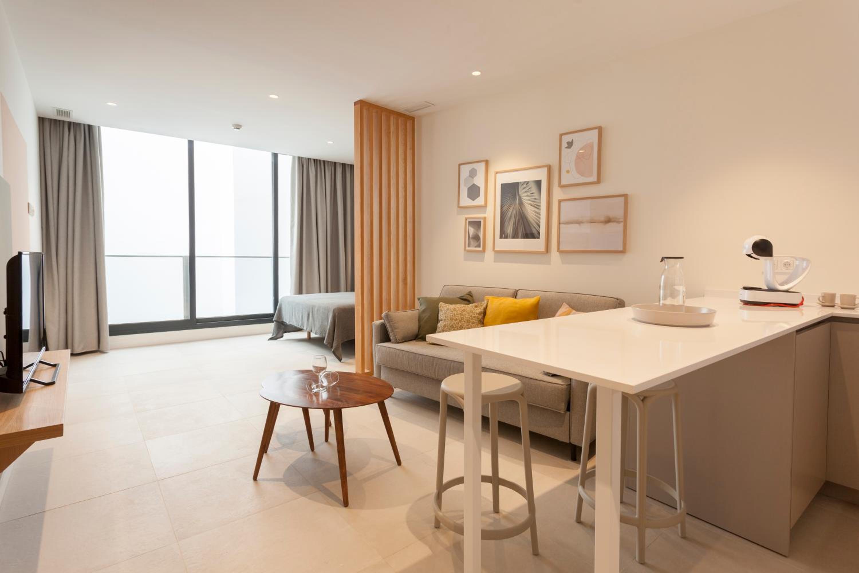 Apartamentos Málaga Premium - Calle Granada