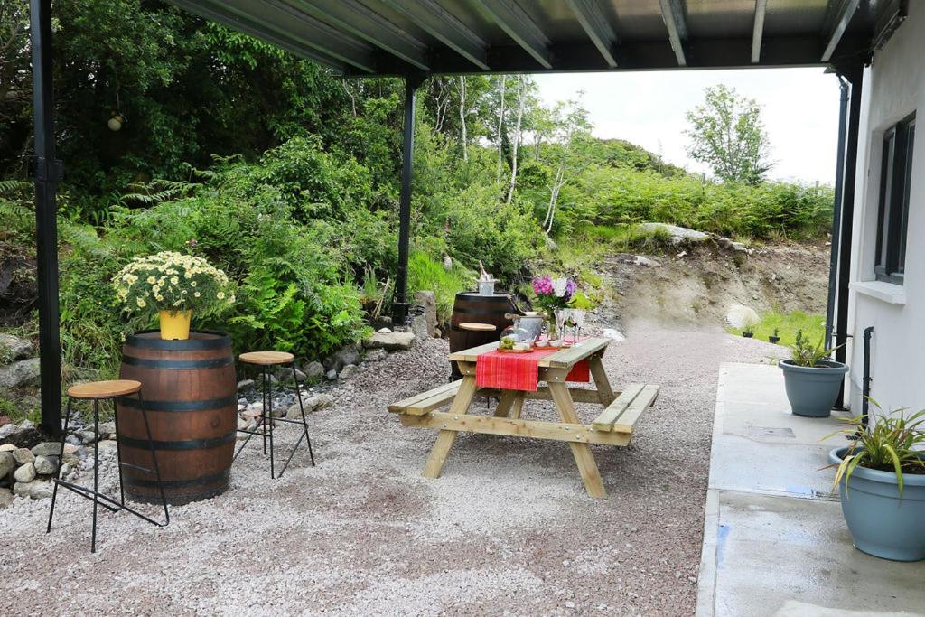 Luxury 6 Bedroom Spiddal Villa, Jacuzzi, Balcony view 4