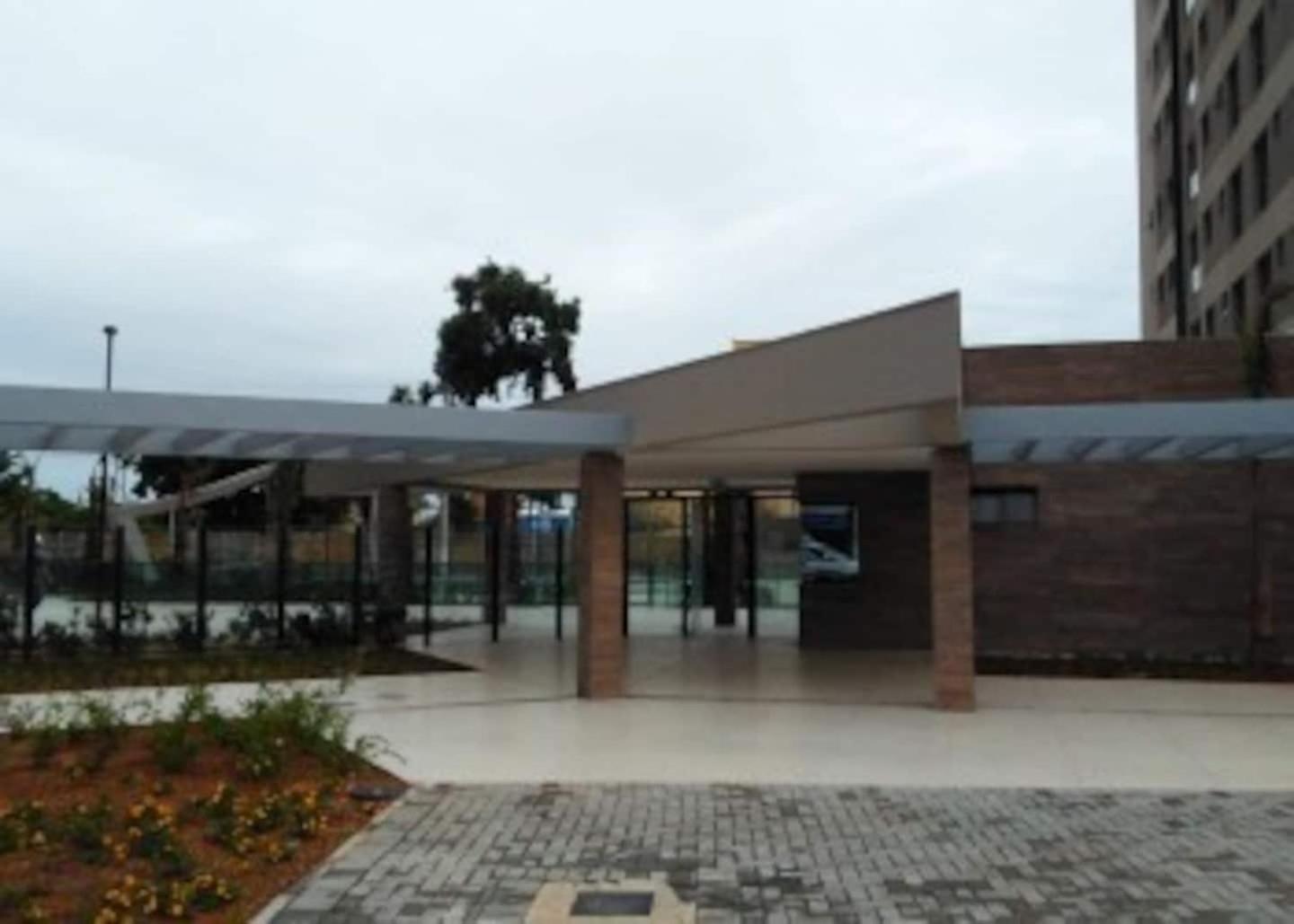 Aptos em HOME CLUB Frente Mar com Área de Lazer completa
