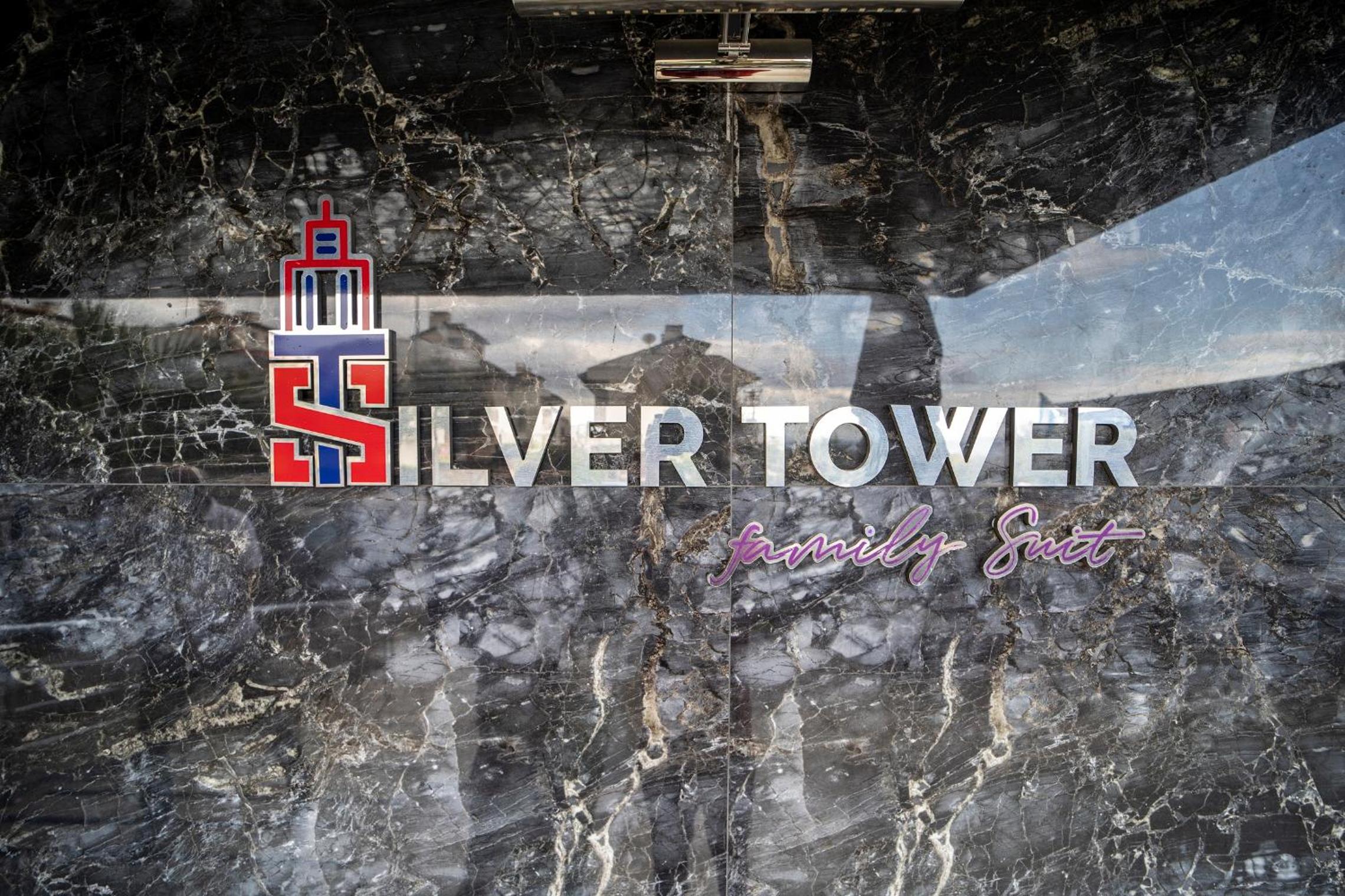 Silver Tower Residence - Image 69