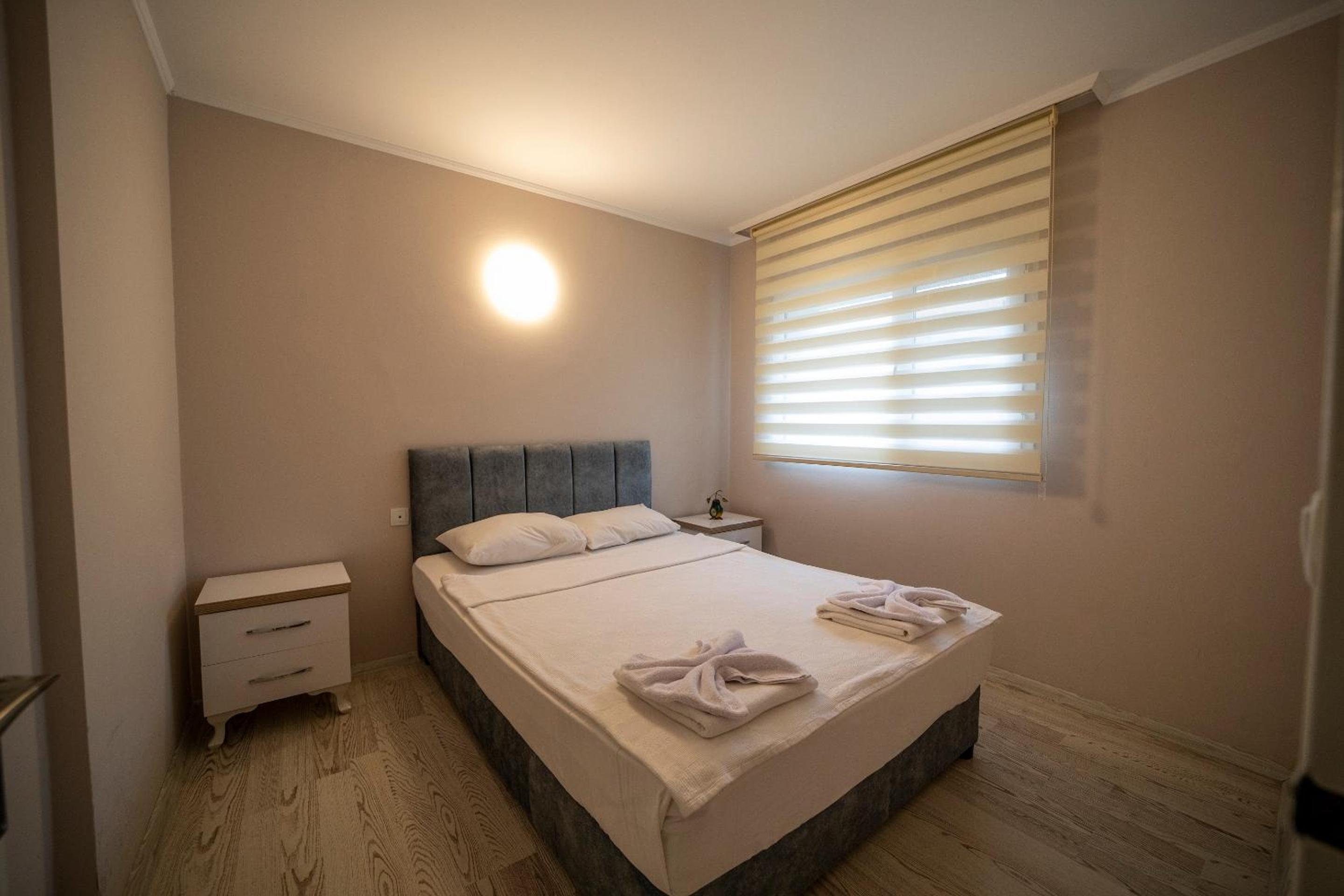 Silver Tower Residence - Image 76