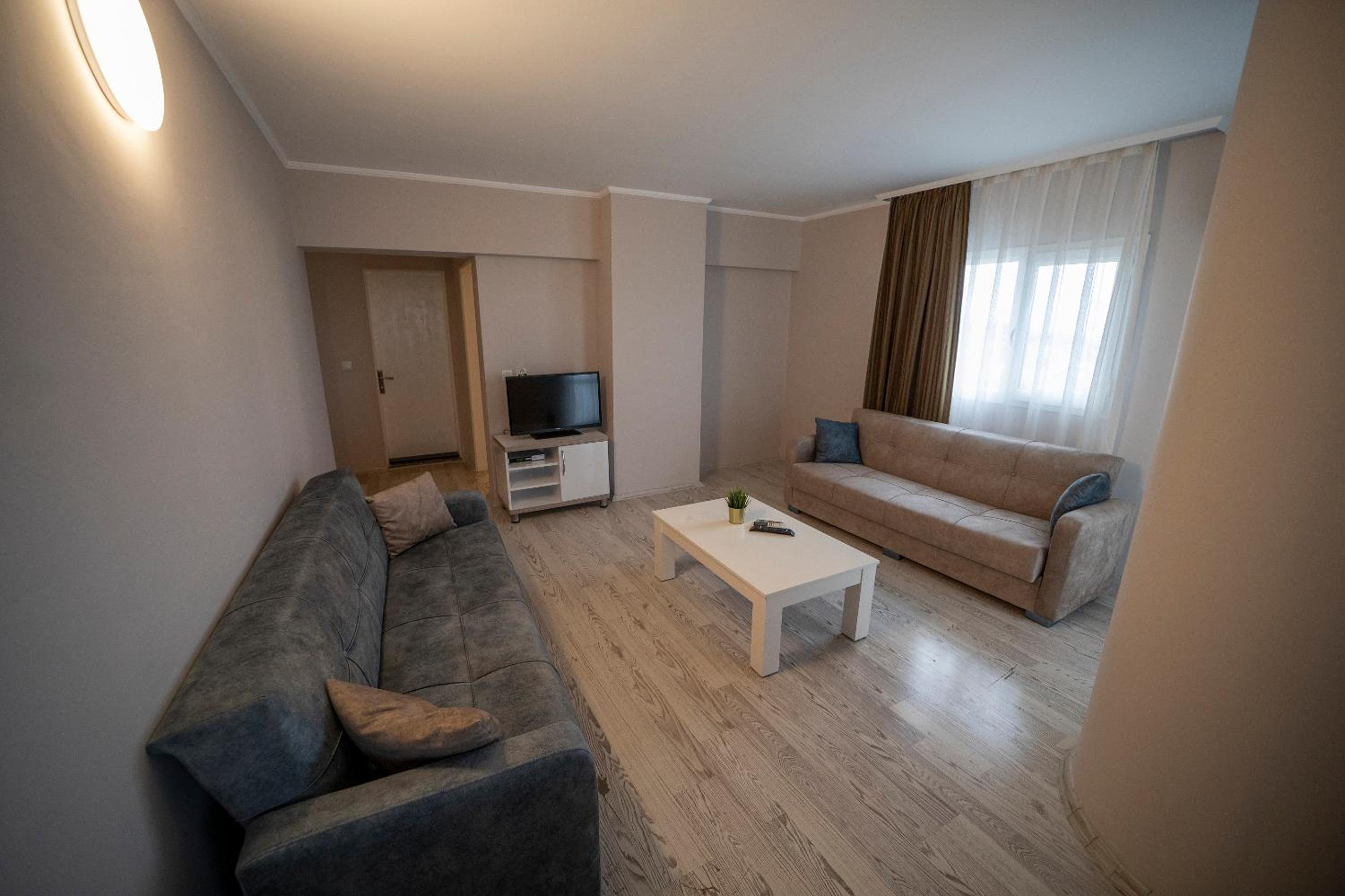 Silver Tower Residence - Image 77