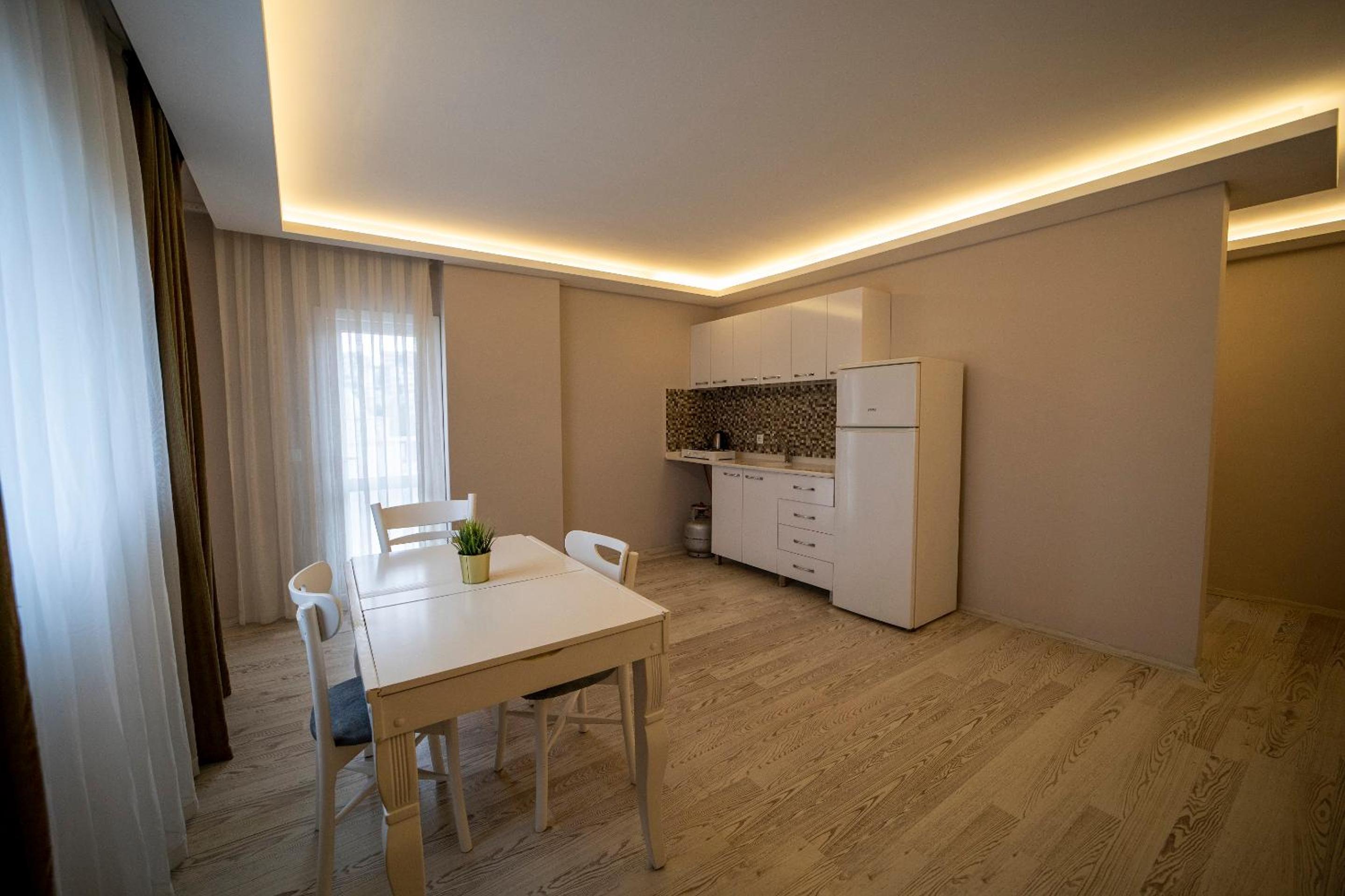 Silver Tower Residence - Image 84