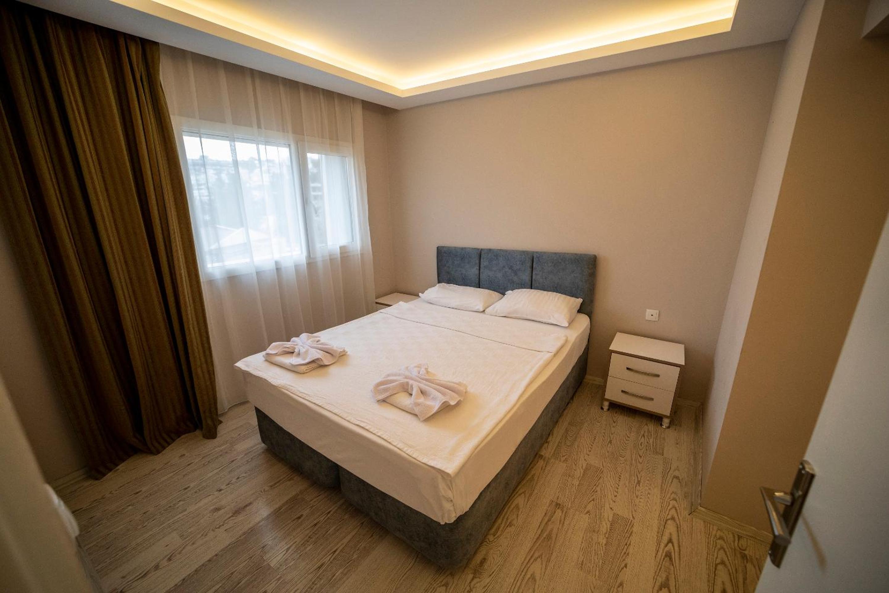 Silver Tower Residence - Image 85