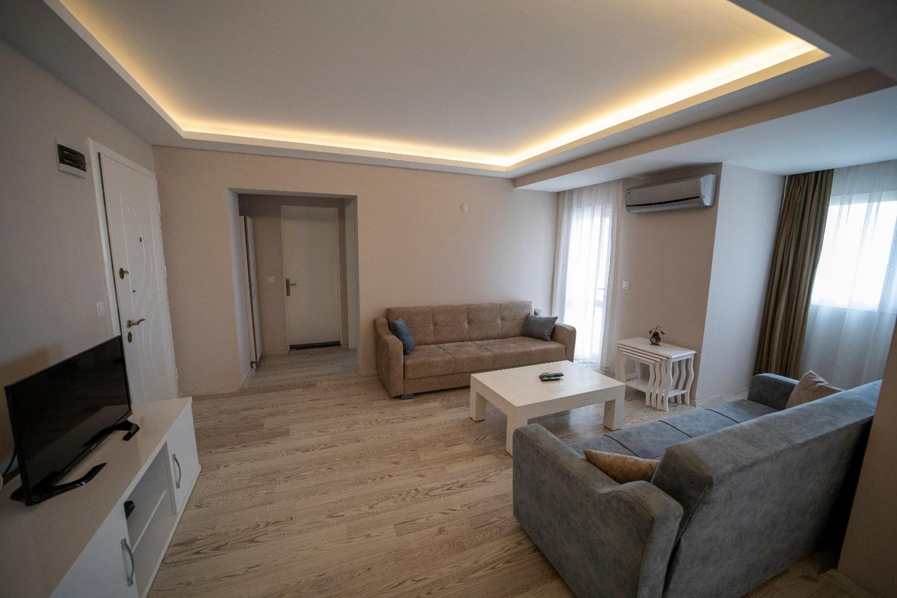 Silver Tower Residence - Image 90