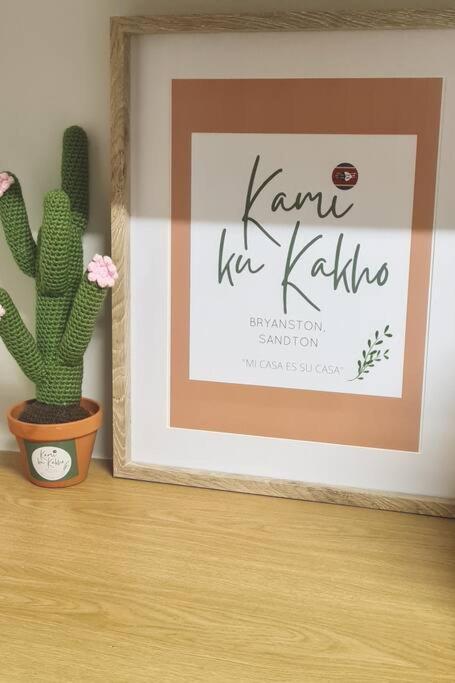 Kami kuKakho: Stunning, secure 2 bed apartment in Bryanston, Sandton