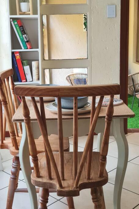 Kami kuKakho: Stunning, secure 2 bed apartment in Bryanston, Sandton