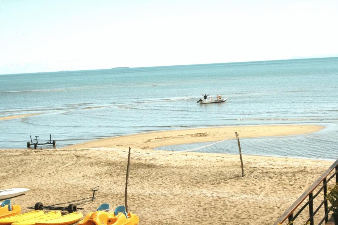 Club Fiji Resort - Image 2