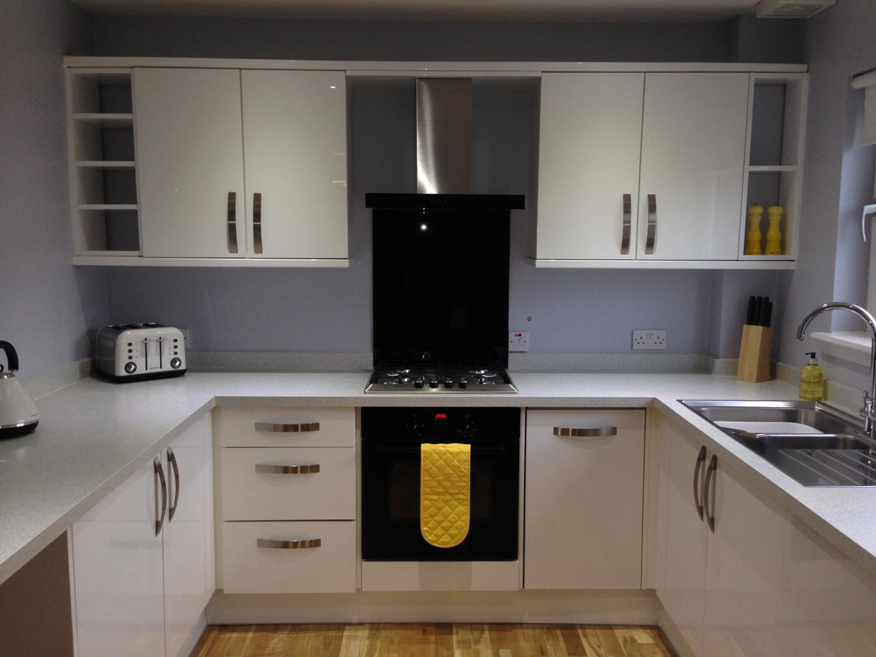 Flat Three, 212 Eaglesham Road, East Kilbride, Glasgow view 4
