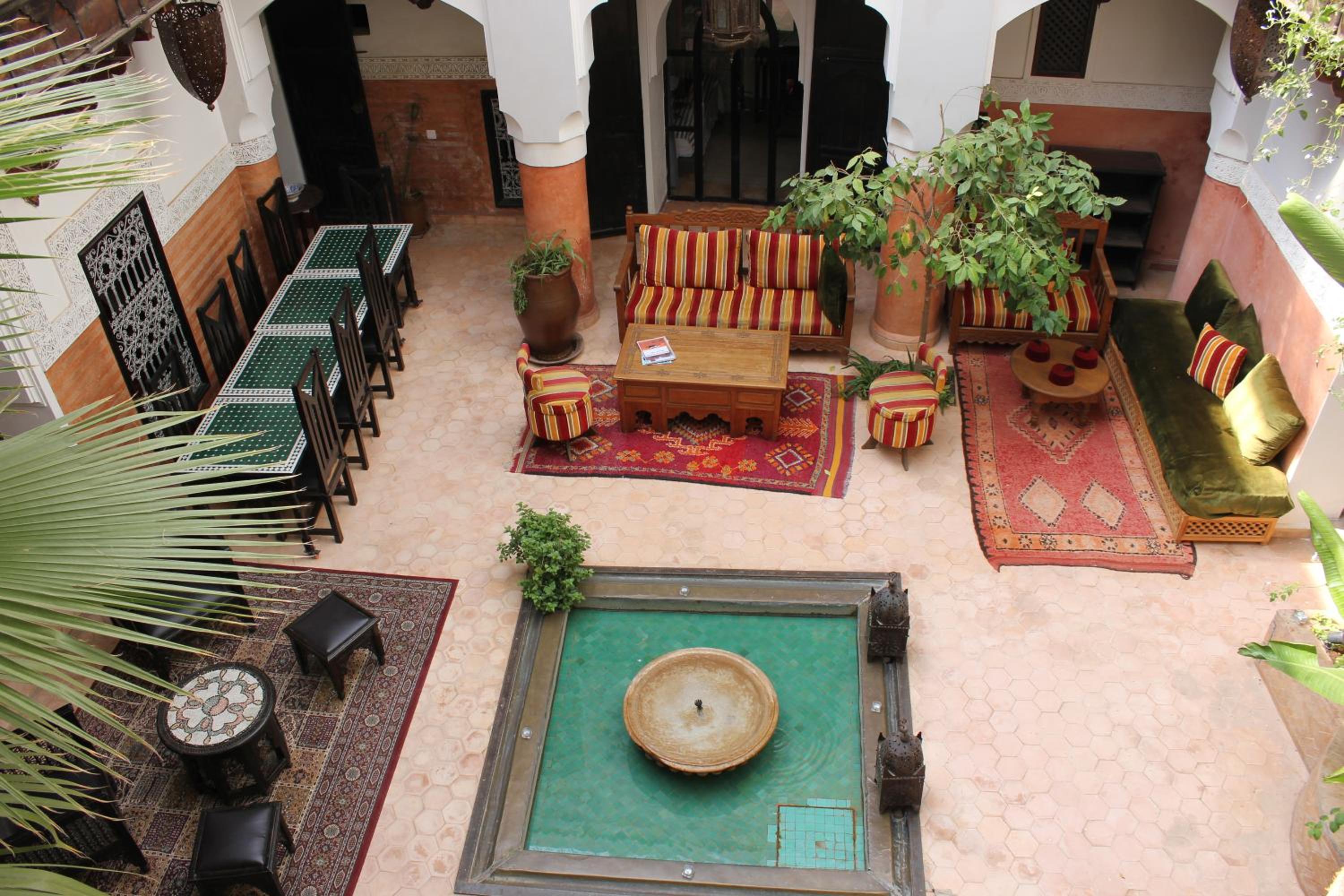 lounge