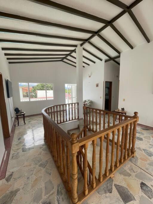 Hermosa y espaciosa casa familiar en Anapoima