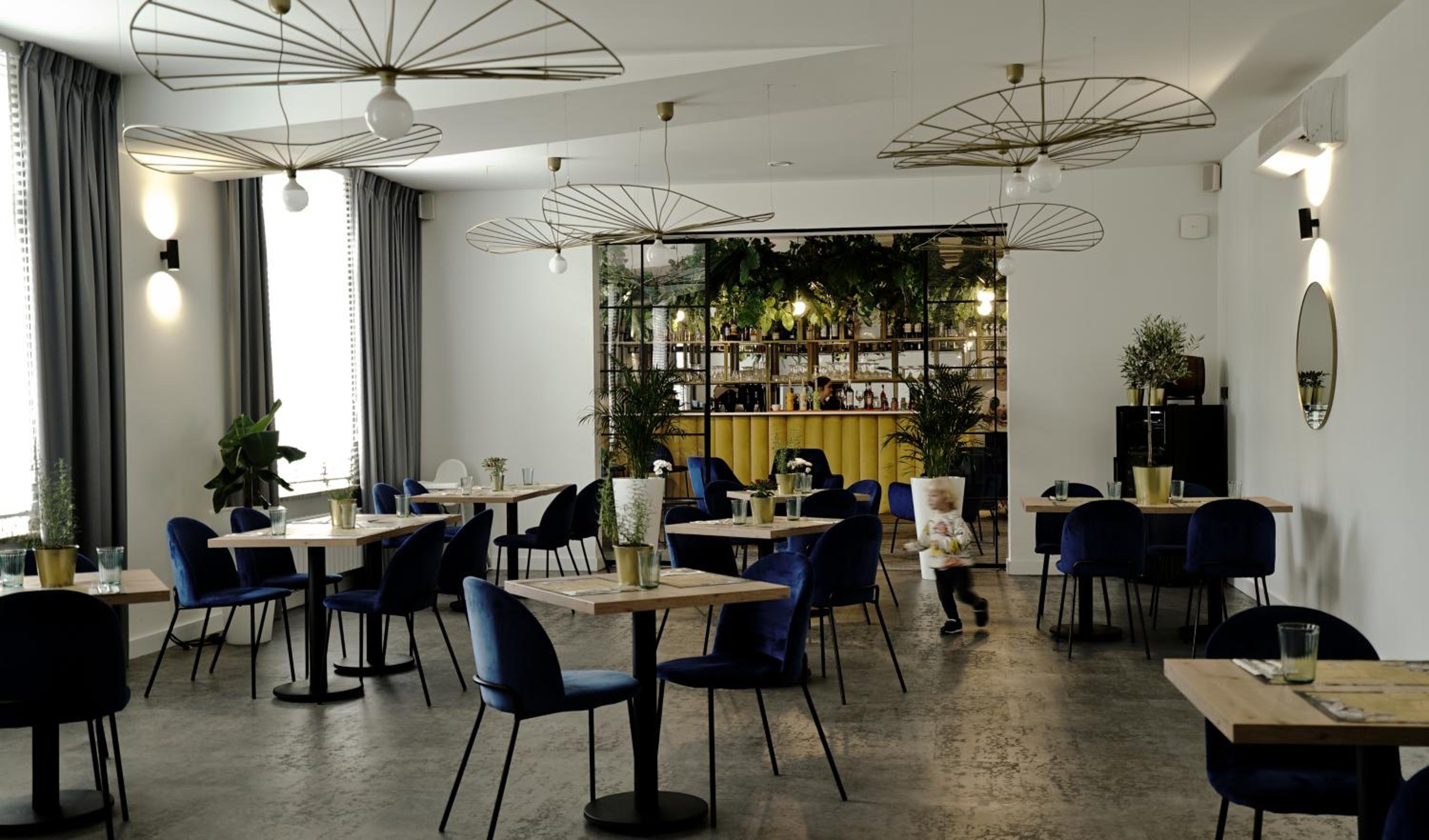 restaurant