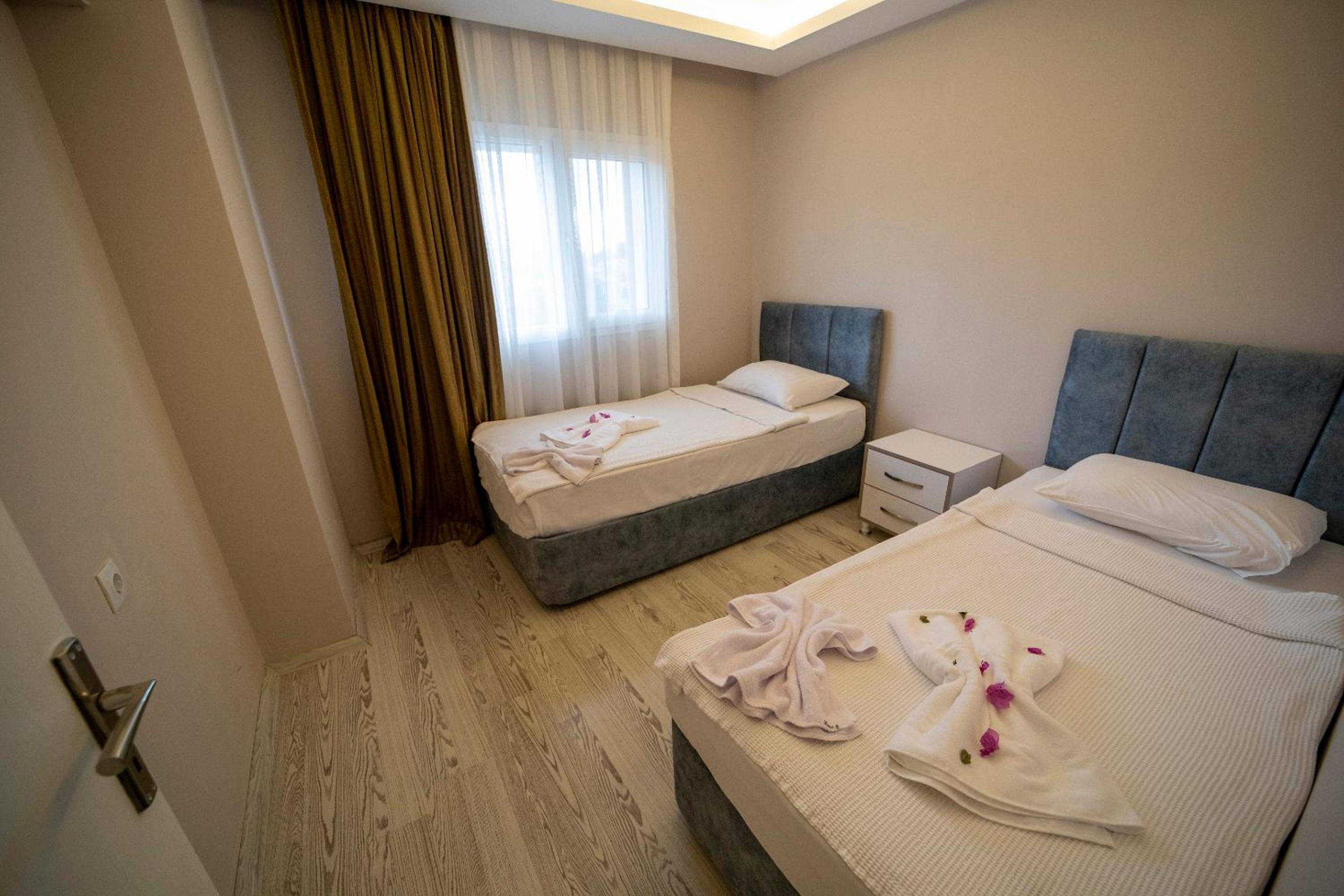 Silver Tower Residence - Image 92