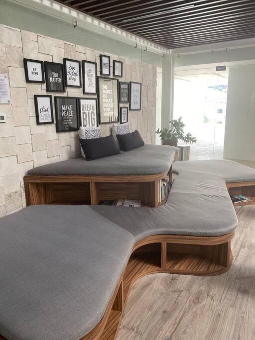 Modern 1 bedroom (Avida Condos) located in Zona Romantica view 5