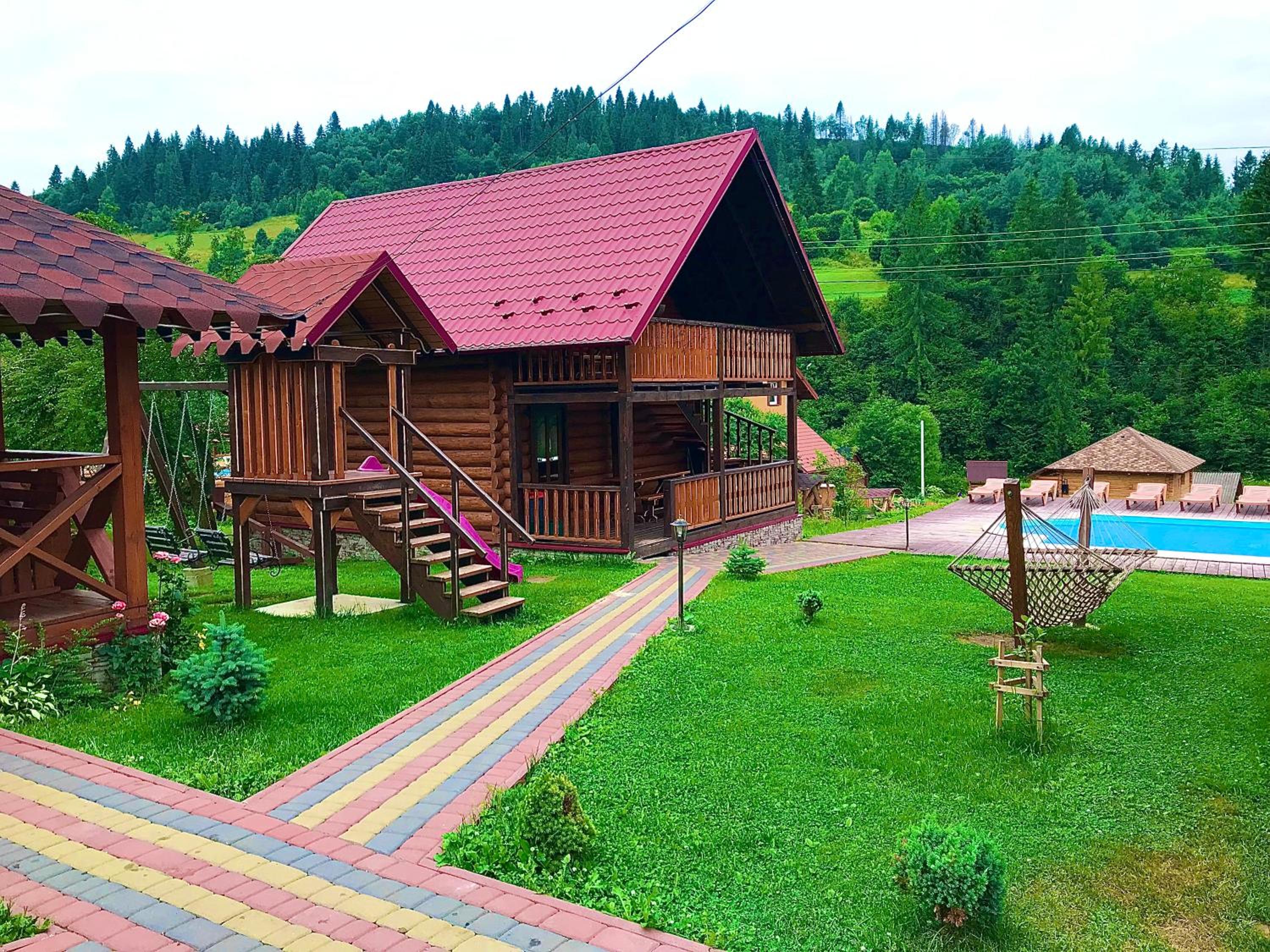 Plavianska Sadyba