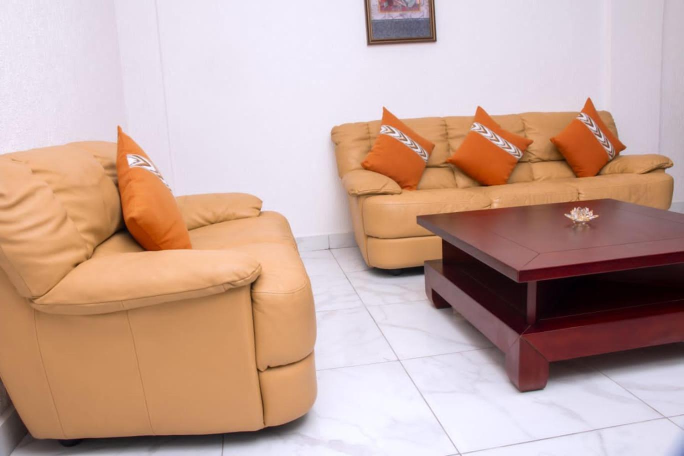 Residence Le Bonheur - 2 Bed Apartment by Douala Mall/Airport