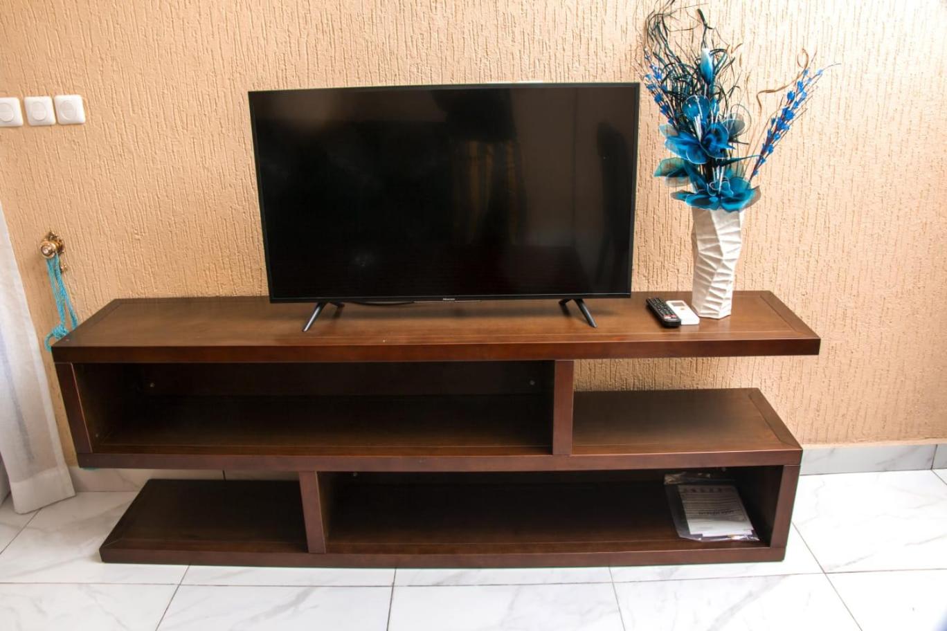 Residence Le Bonheur - 2 Bed Apartment by Douala Mall/Airport