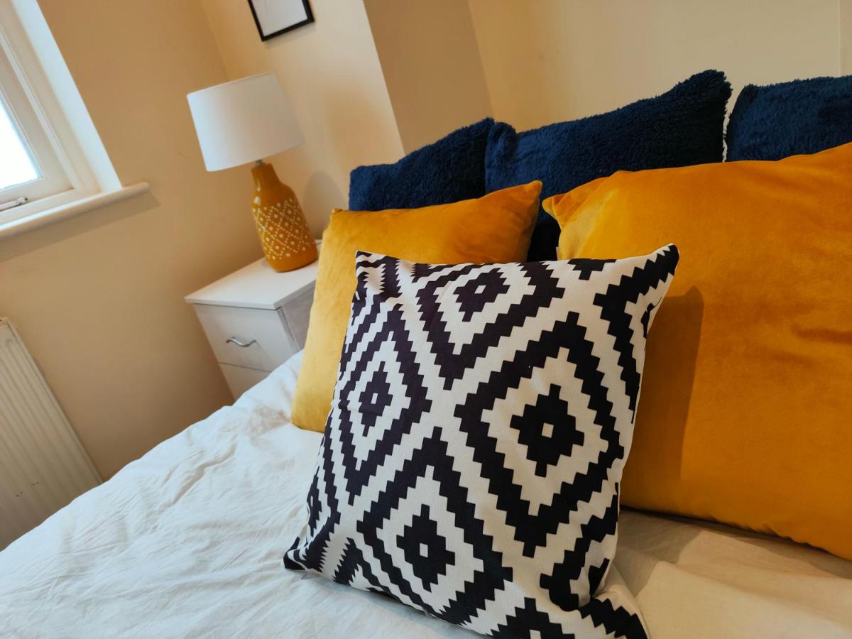Newhall Street Apartment view 2