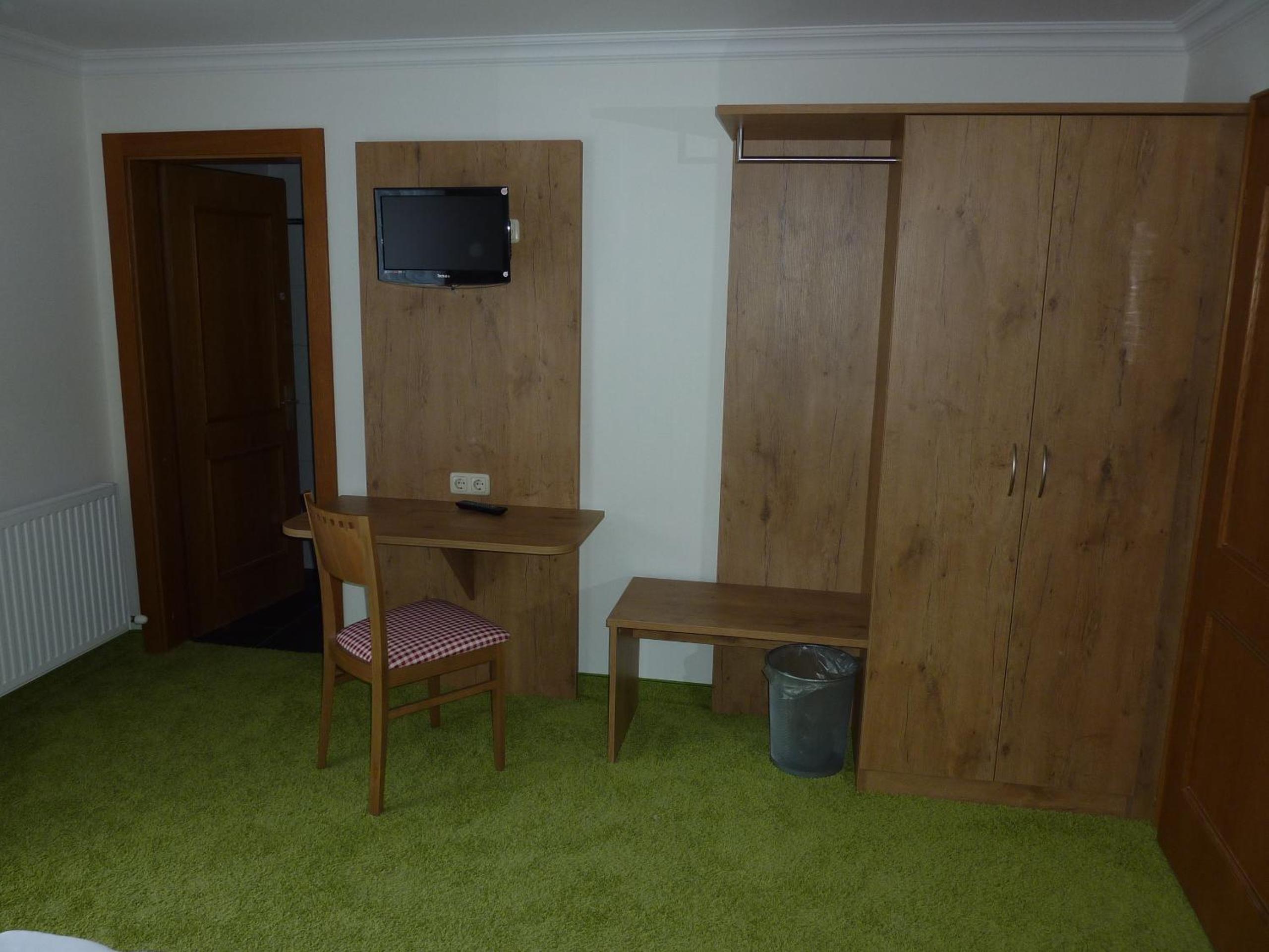 Photo 23