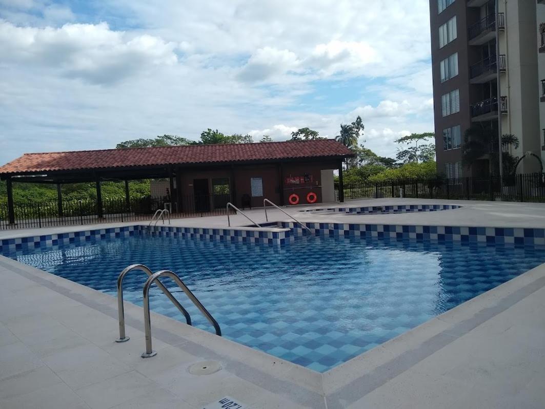 Moderno APTO con aire acondicionado y Netflix en Villavicencio view 2