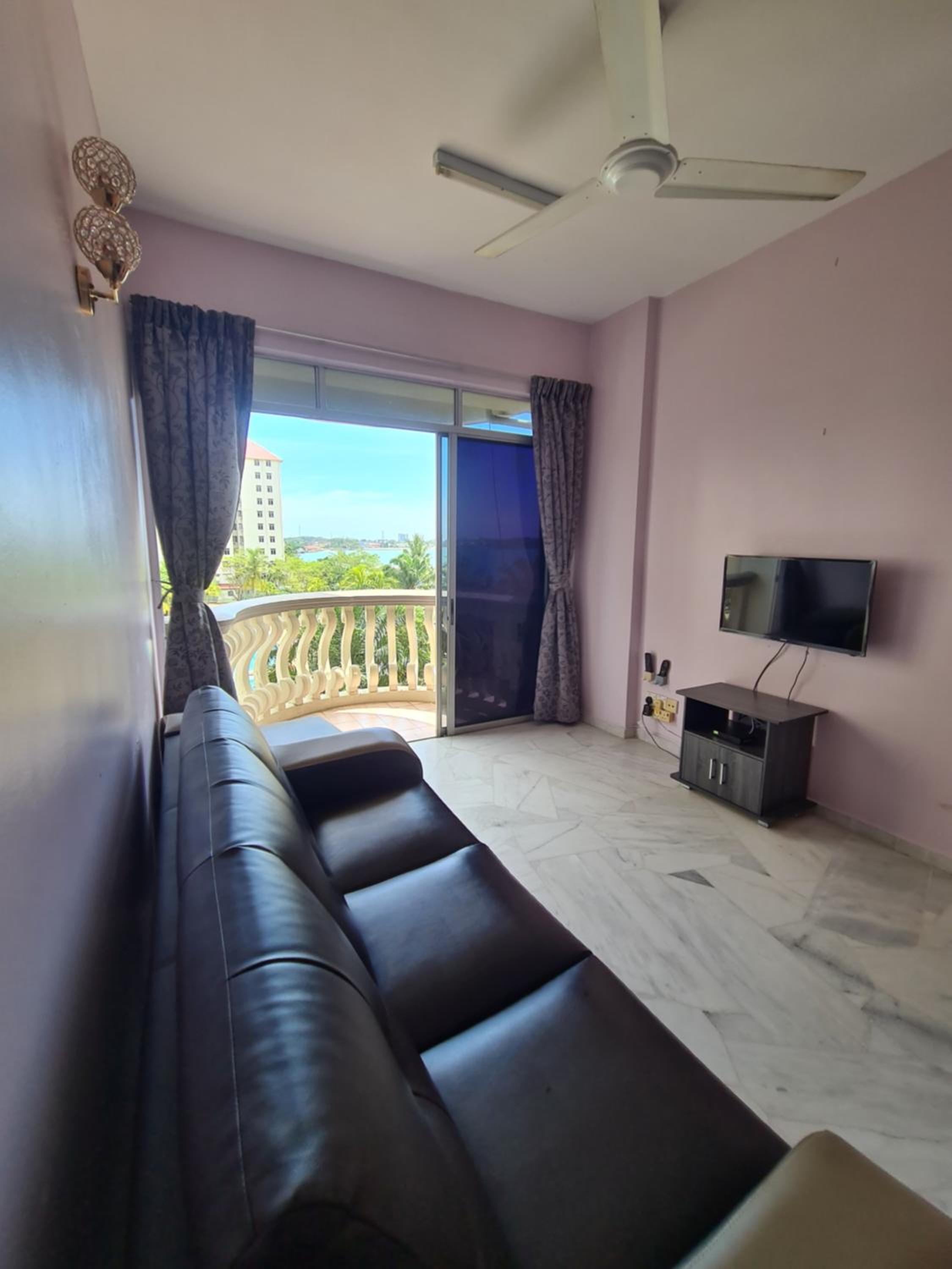 Glory Beach Resort Seaview Private 2BR photo 8
