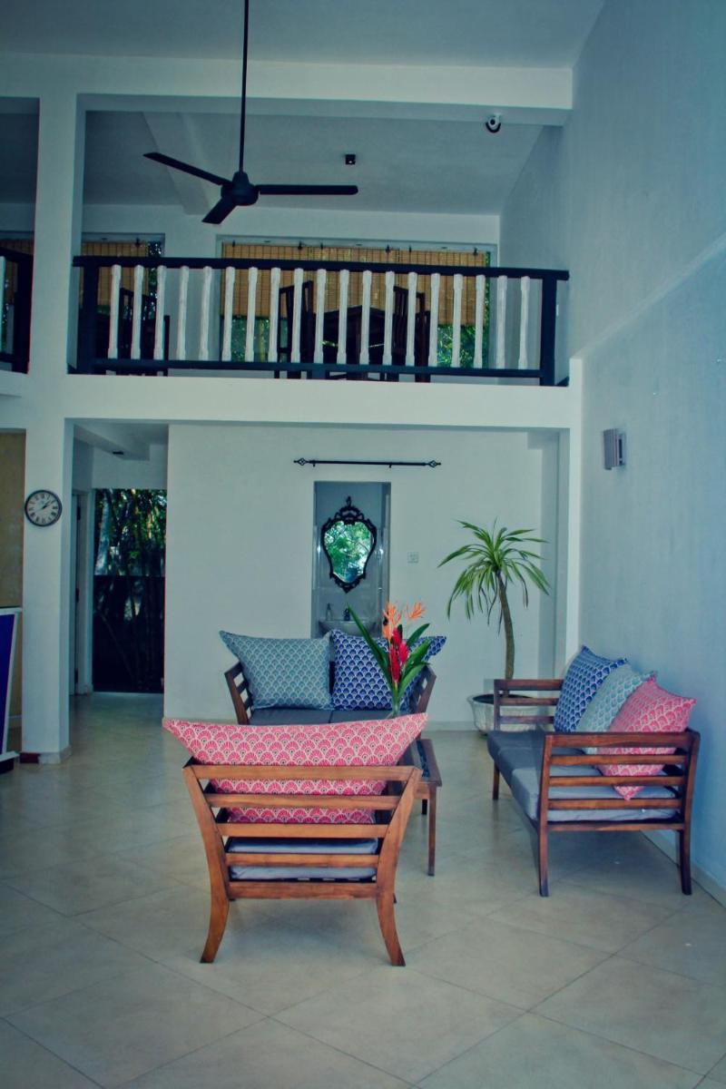 Villa South view 3