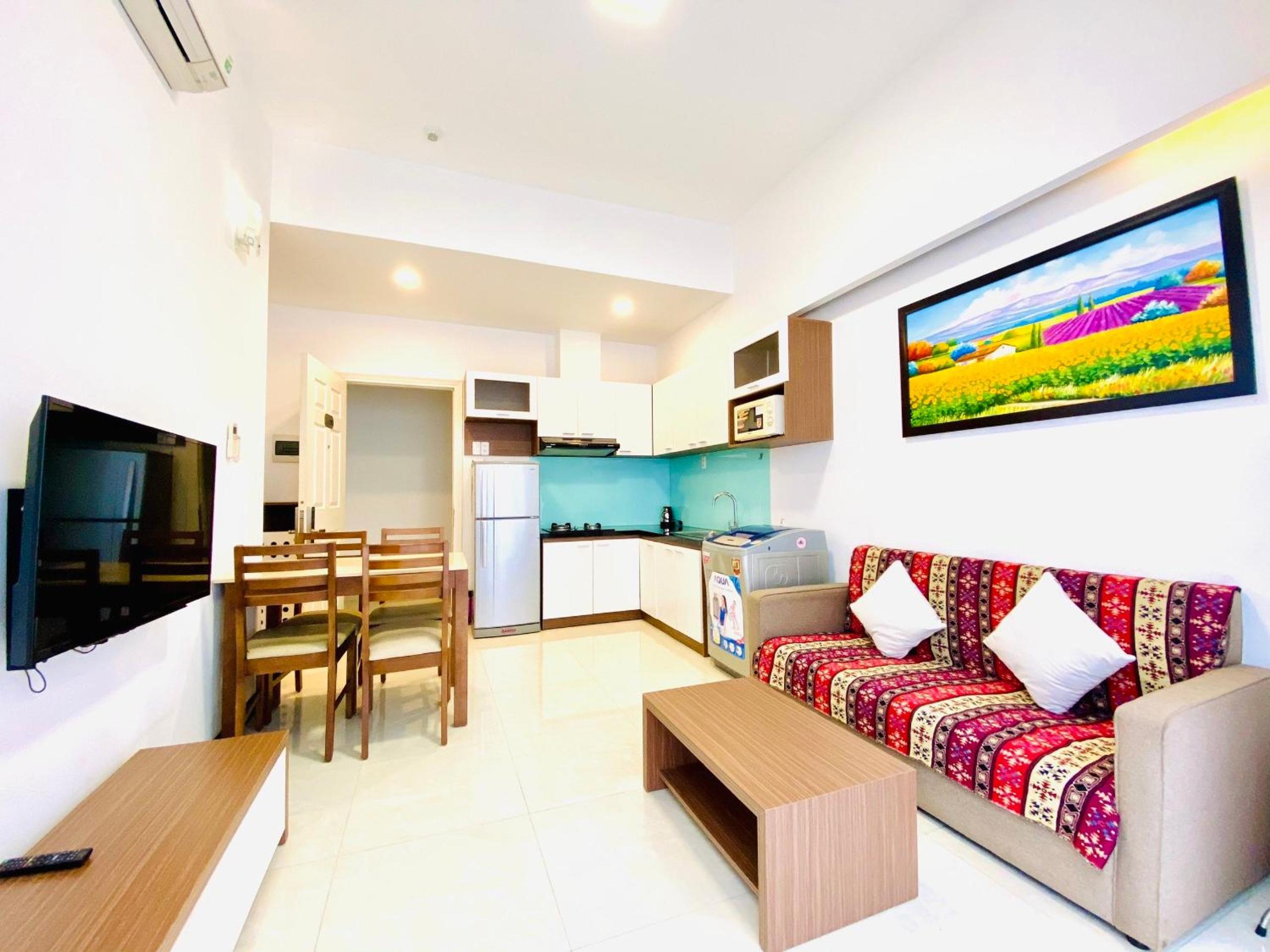 Pearl Service Apartment