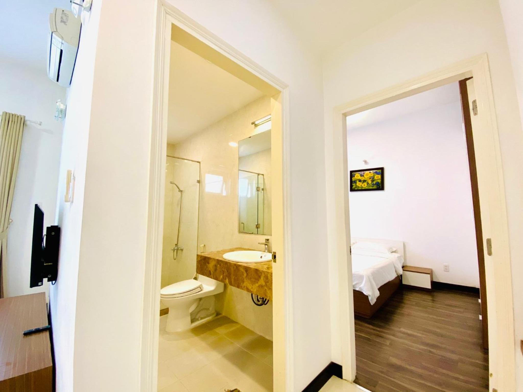 Pearl Service Apartment