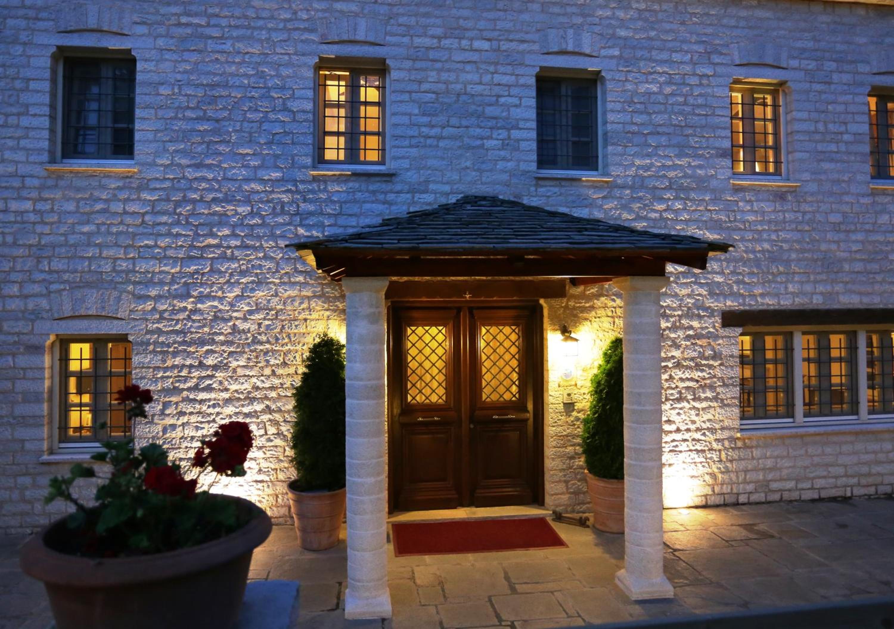 Hotel Gamila Rocks Mountain Hotel - Image 1