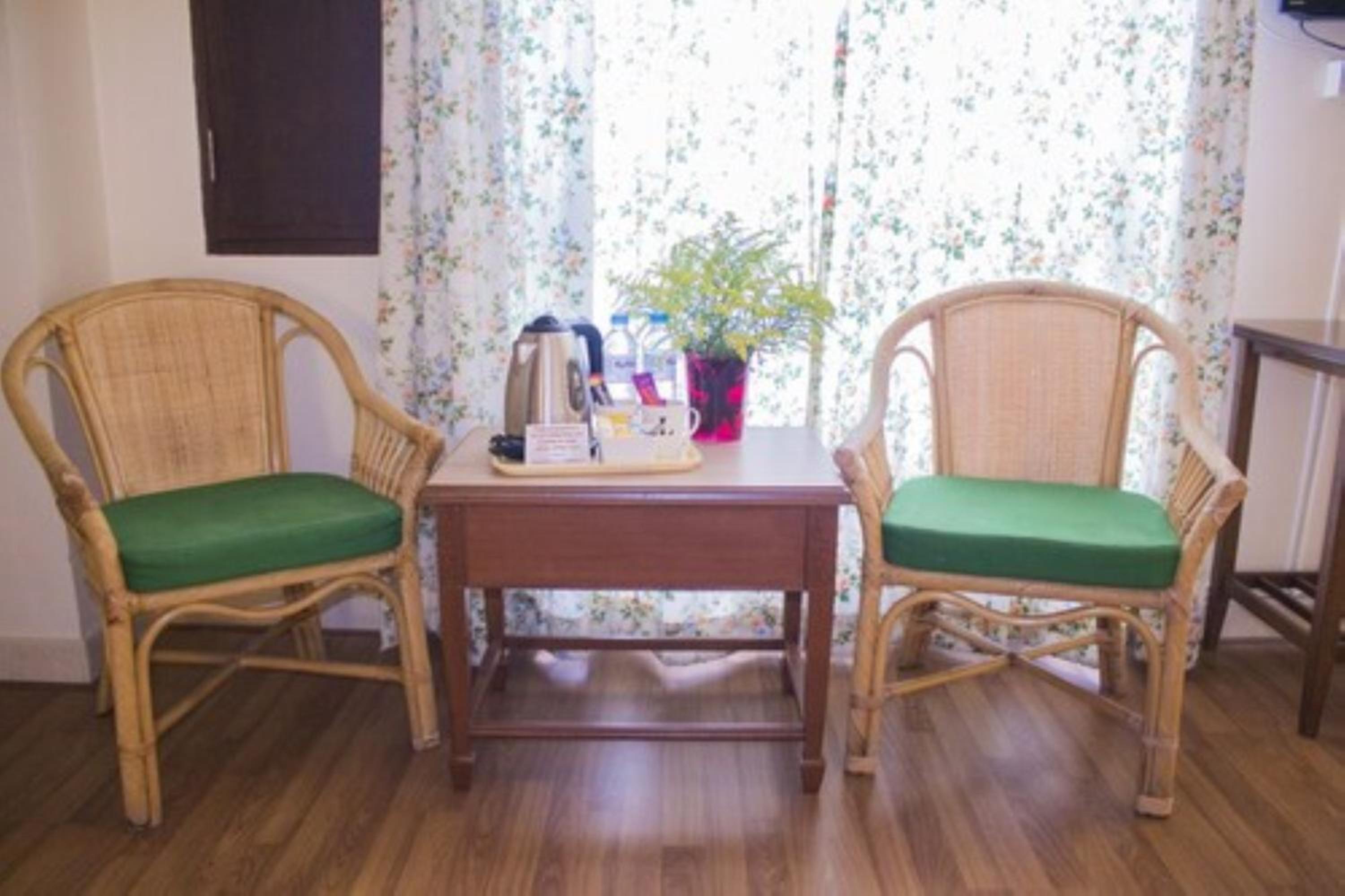 People Place Boutique In Town Hotel - SHA Extra Plus