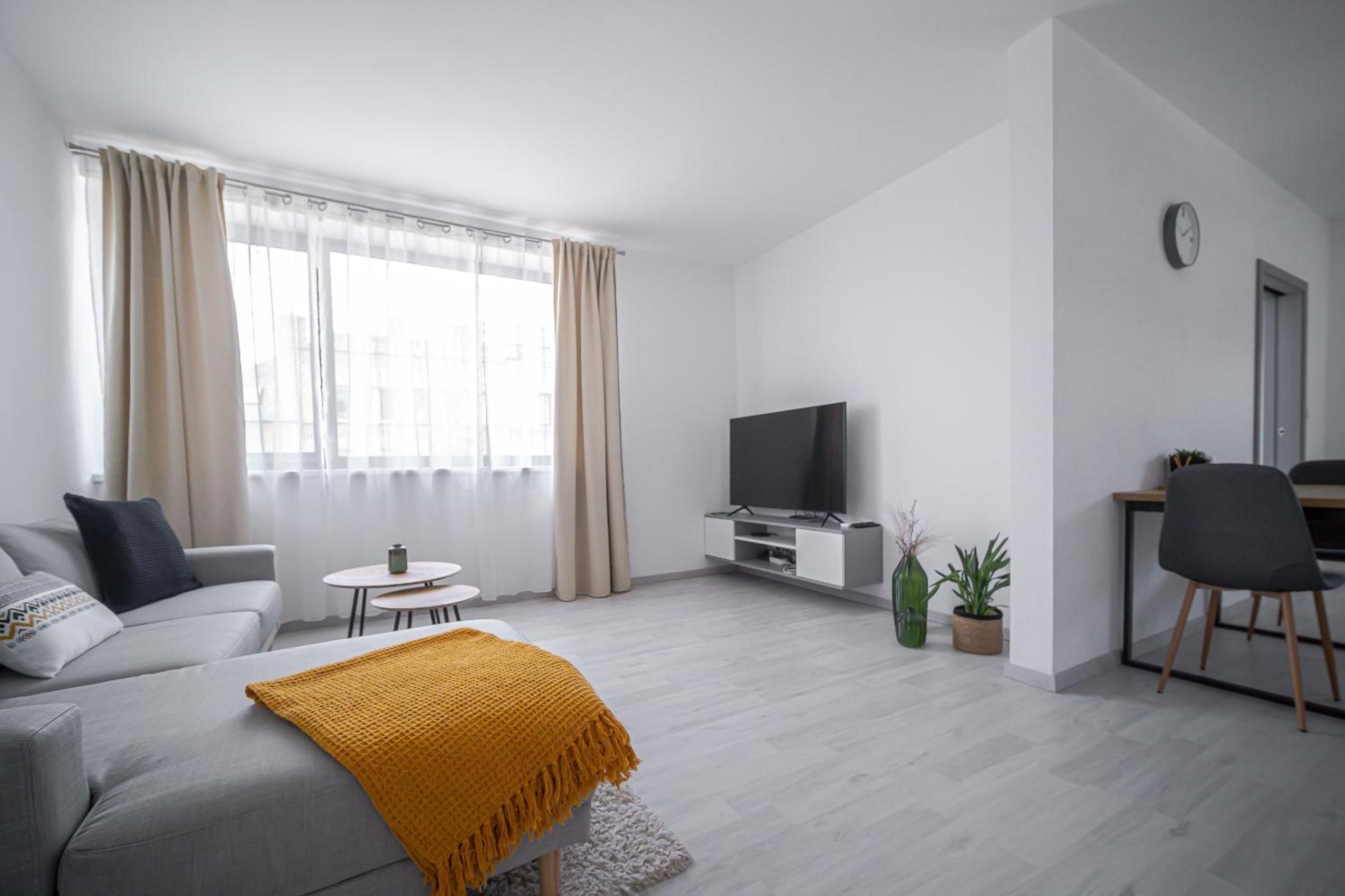 Grunt Apartments