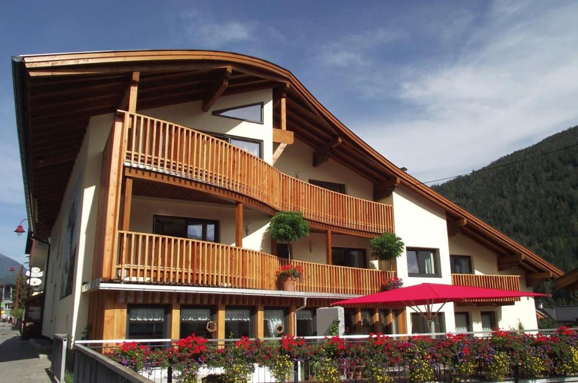 Hotel Adler Hotel-Pension - Image 1