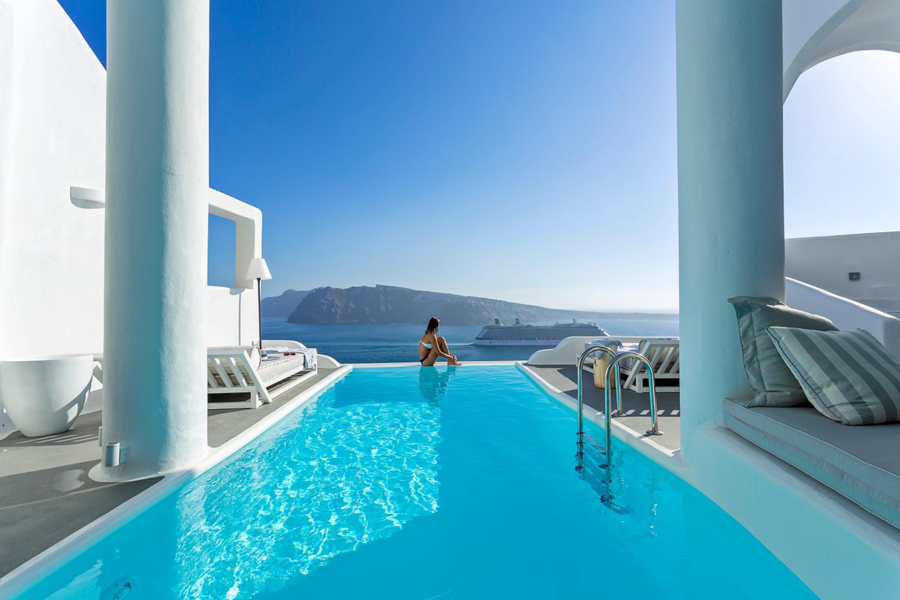 Oia Vacations - Charisma Suites - Property Image 1