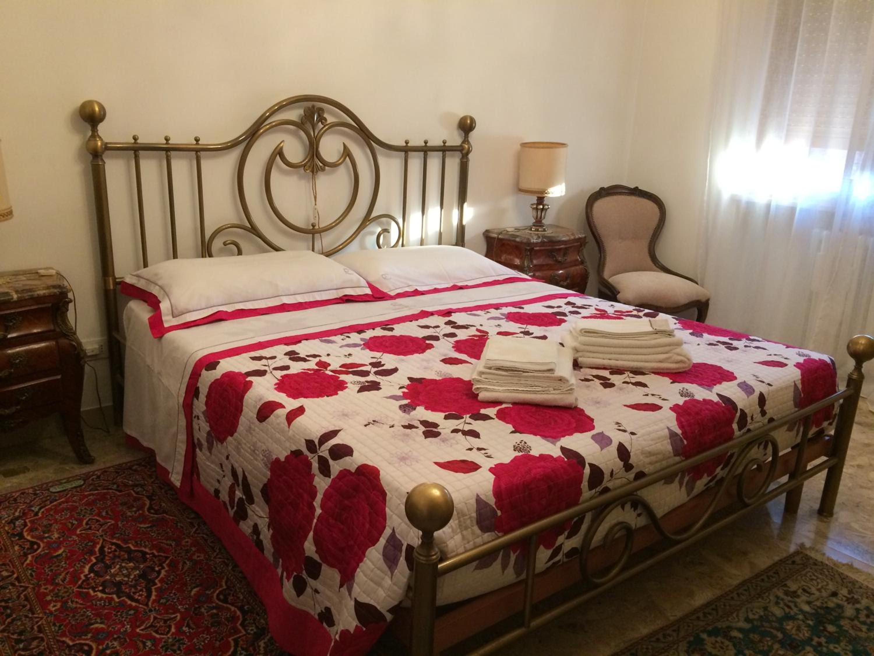 B&B Pergolesi