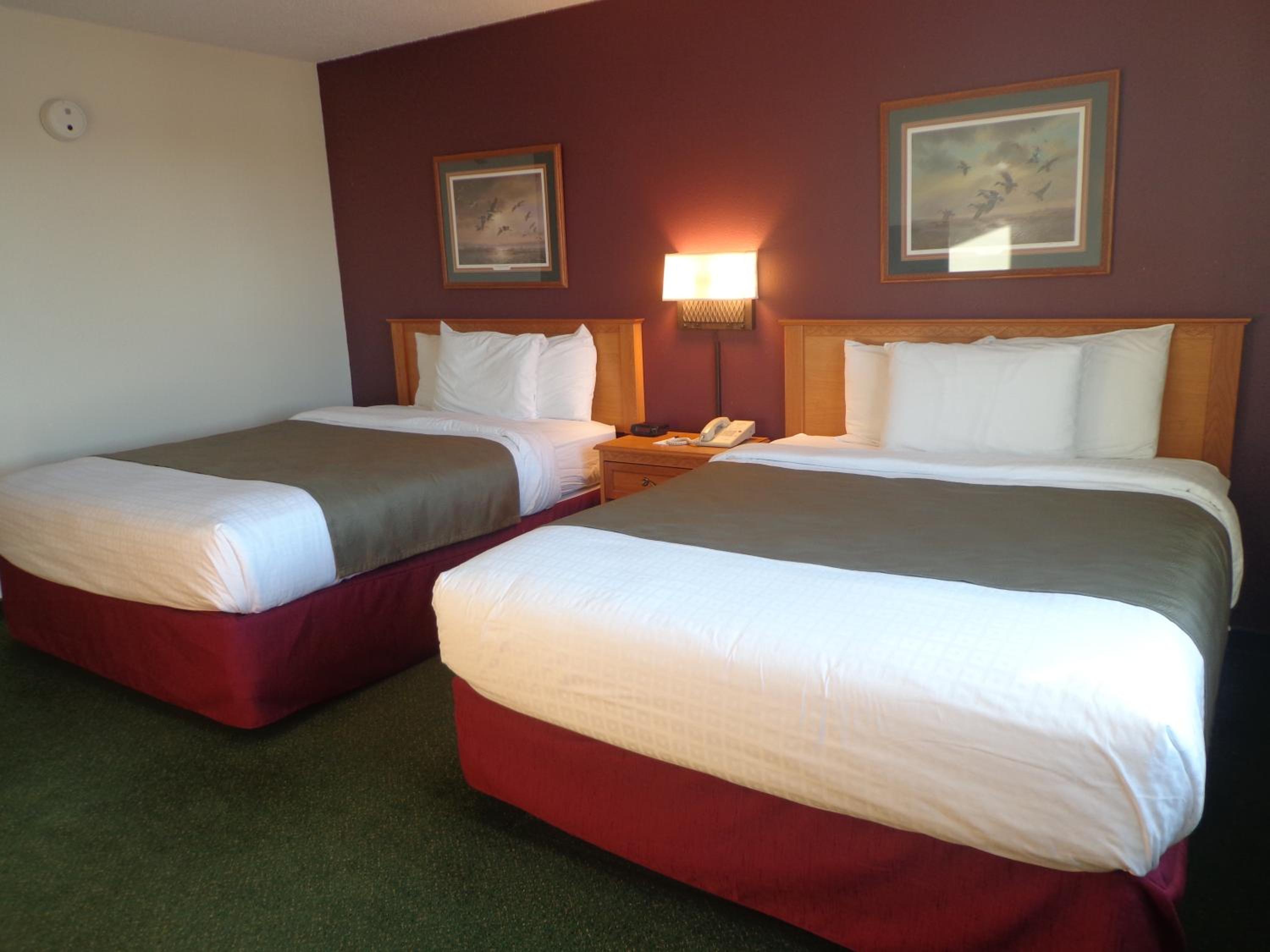 AmericInn by Wyndham Madison SD