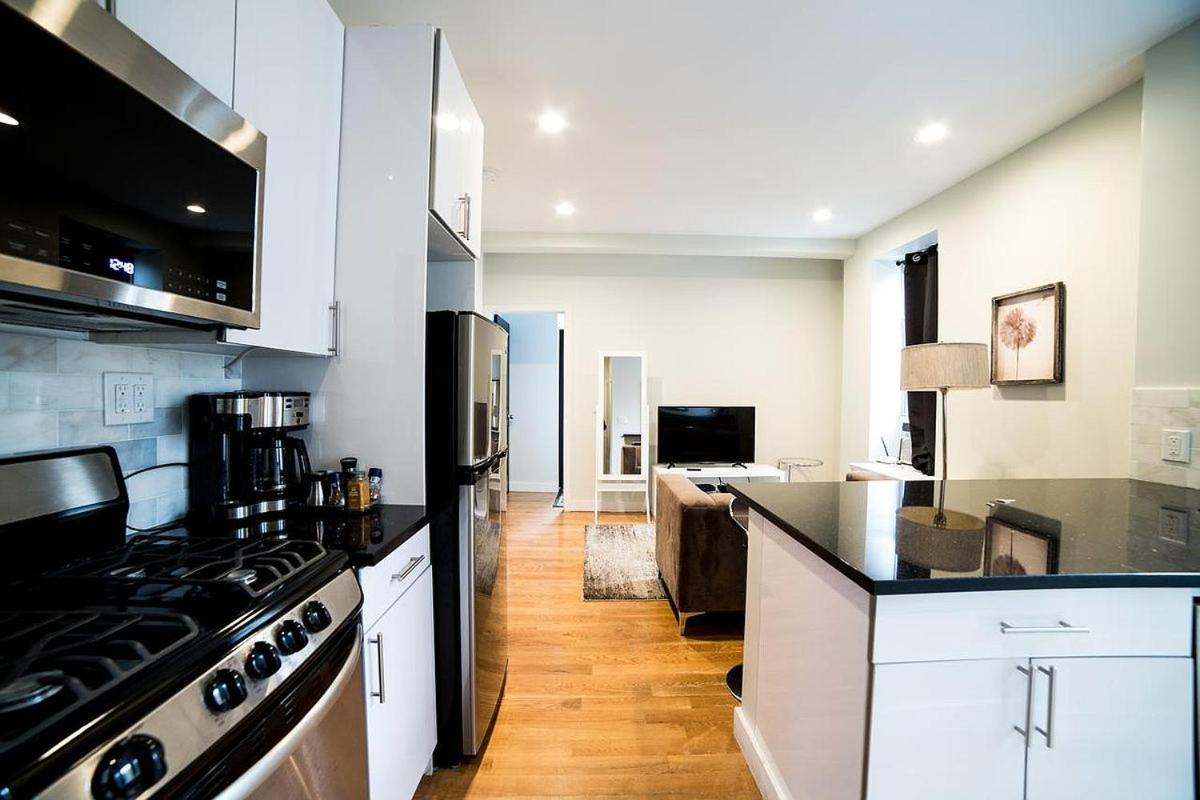 NEWLY RENOVATED HEART OF LOWER EAST SIDE 2BR 1BA, 5 MIN WALK TO SOHO, 1 BLOCK TO WHOLE FOODS, WASHER DRYER!