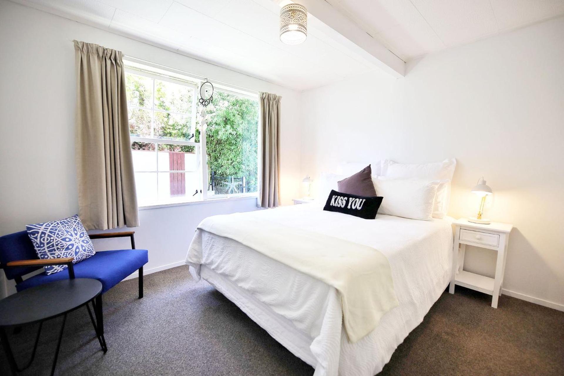 Cozy 1BR stay in Taupo Central view 5