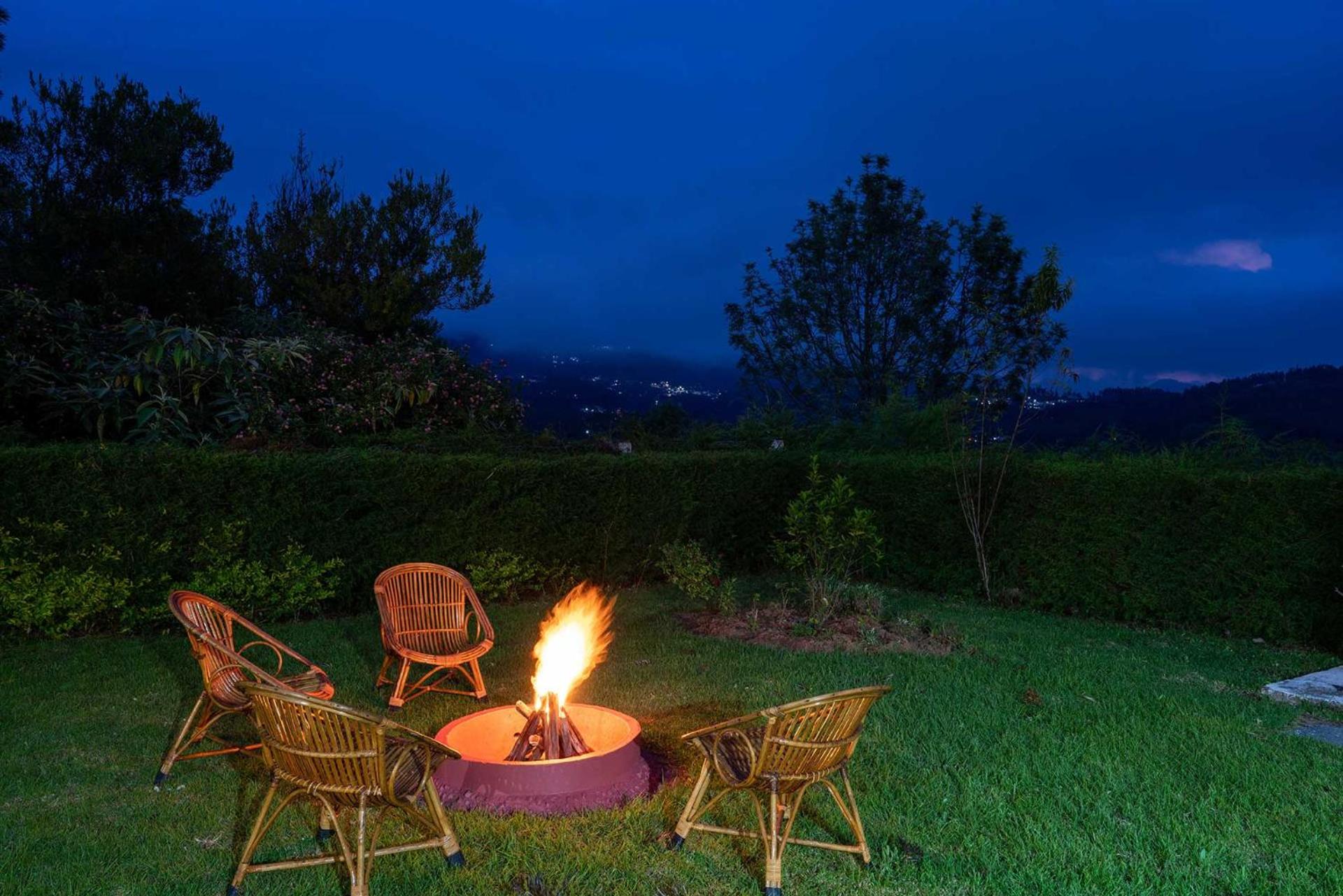 StayVista at Casa Pinnacle - Pet Friendly Home with Lawn view 4