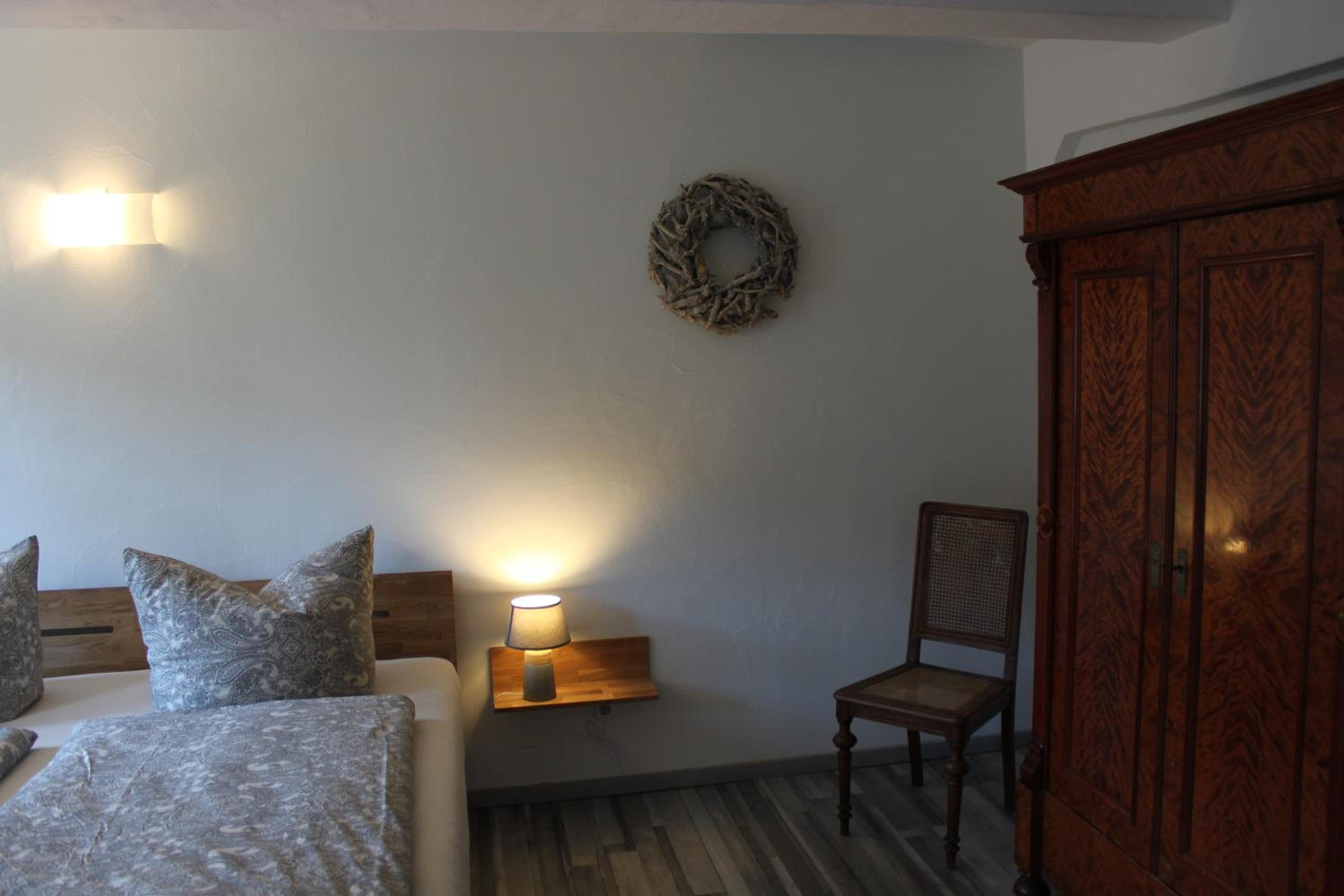 Photo 47