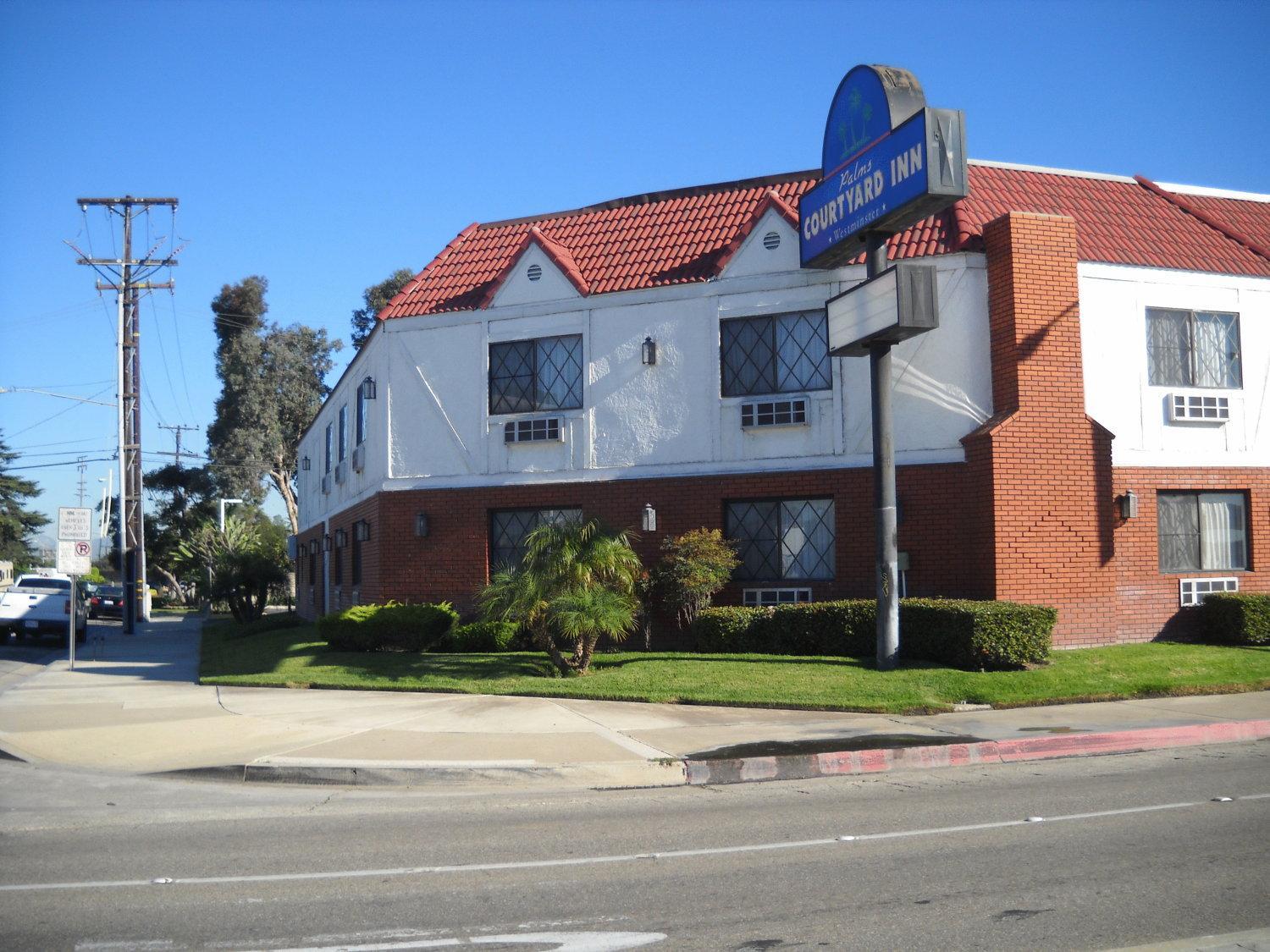 Orange County/Anaheim Vacations - Palms Courtyard Inn - Property Image 1
