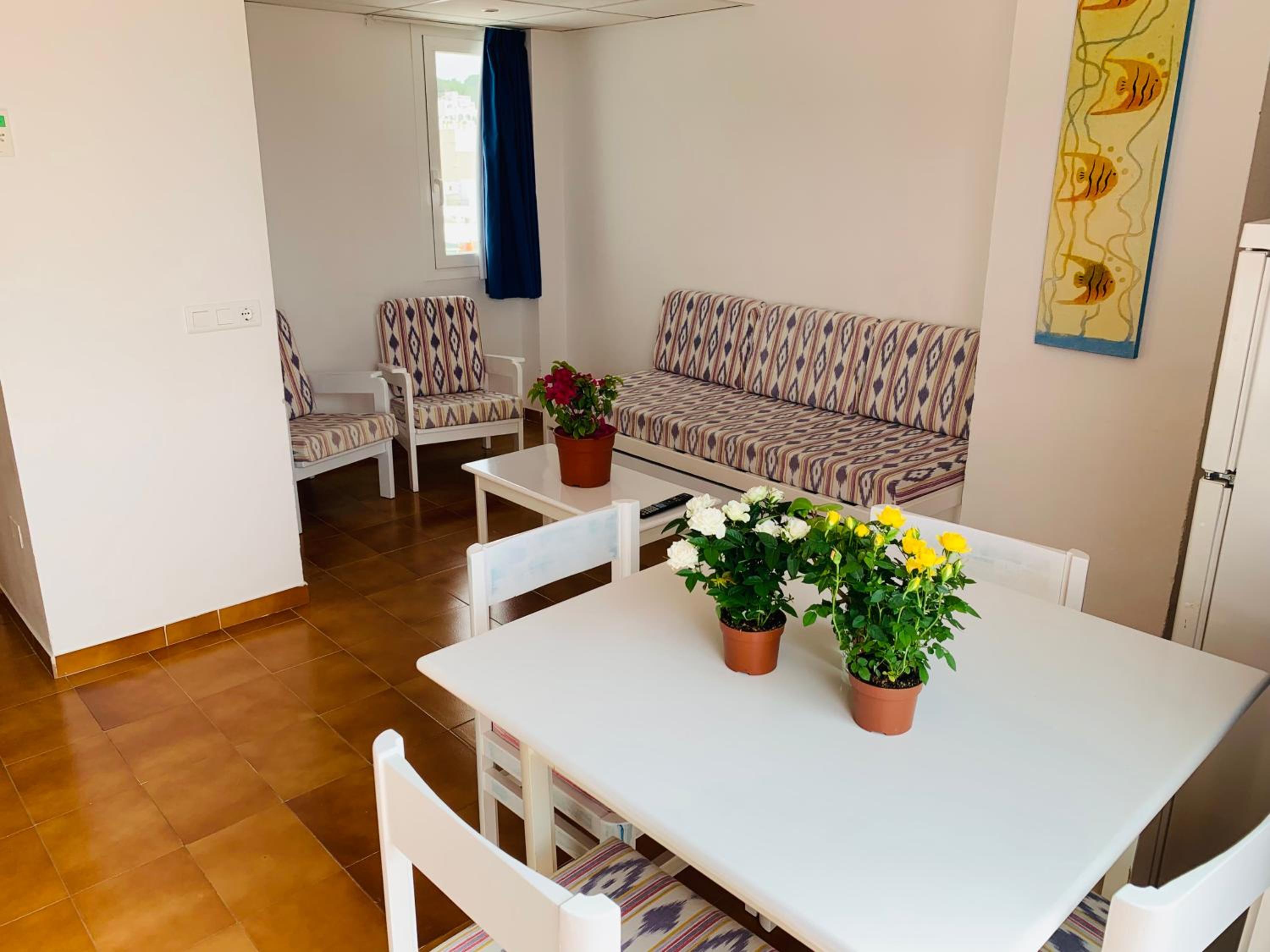 Apartamentos Ebusus