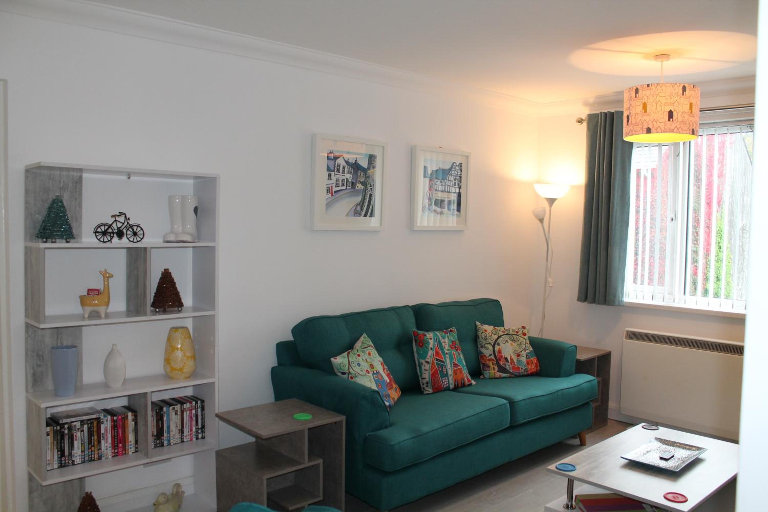 BONNIE'S APARTMENT, adults only view 5