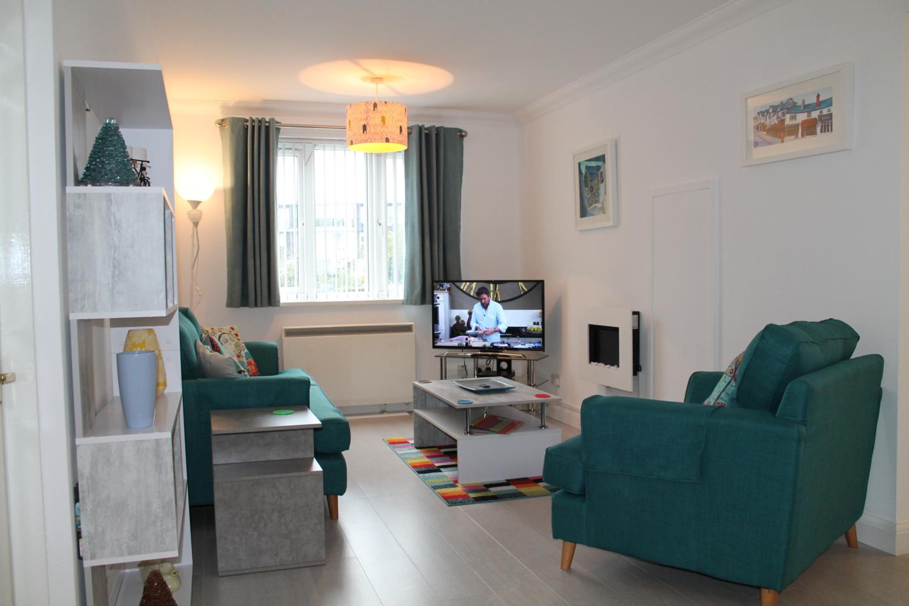 BONNIE'S APARTMENT, adults only view 2