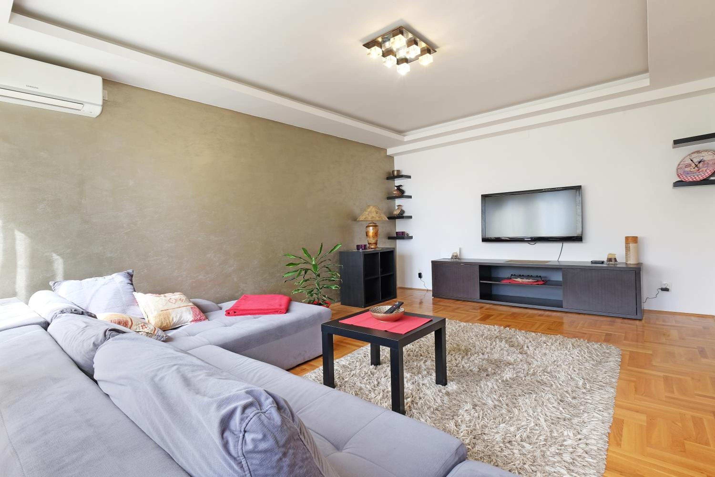 Big Blue Apartment - Belgrade view 5