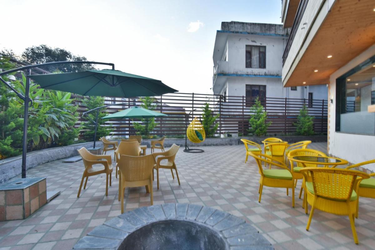 outdoor BBQ area