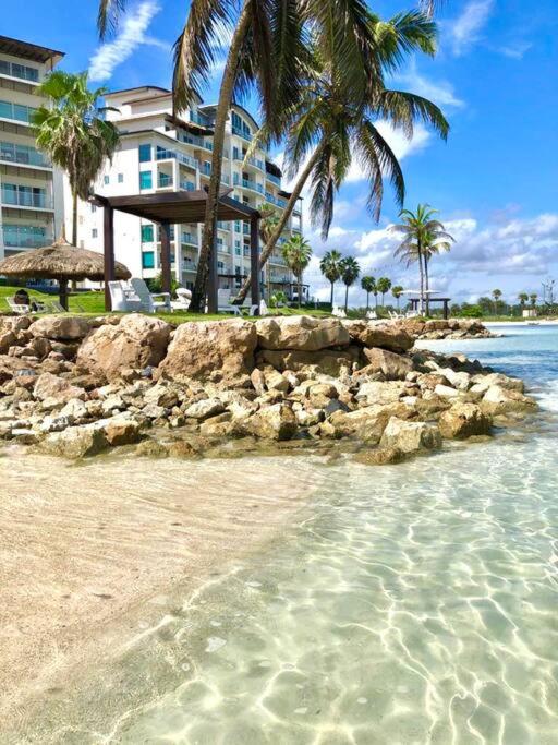 Alquiler vacacional Apartamento en Playa Escondida Resort & Marina En el mar Caribe