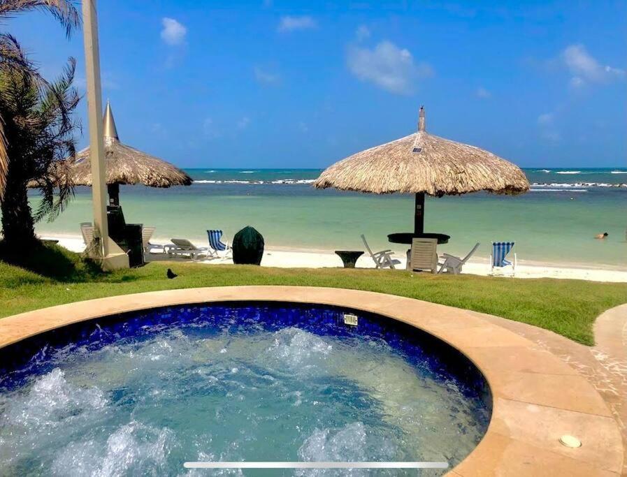Alquiler vacacional Apartamento en Playa Escondida Resort & Marina En el mar Caribe
