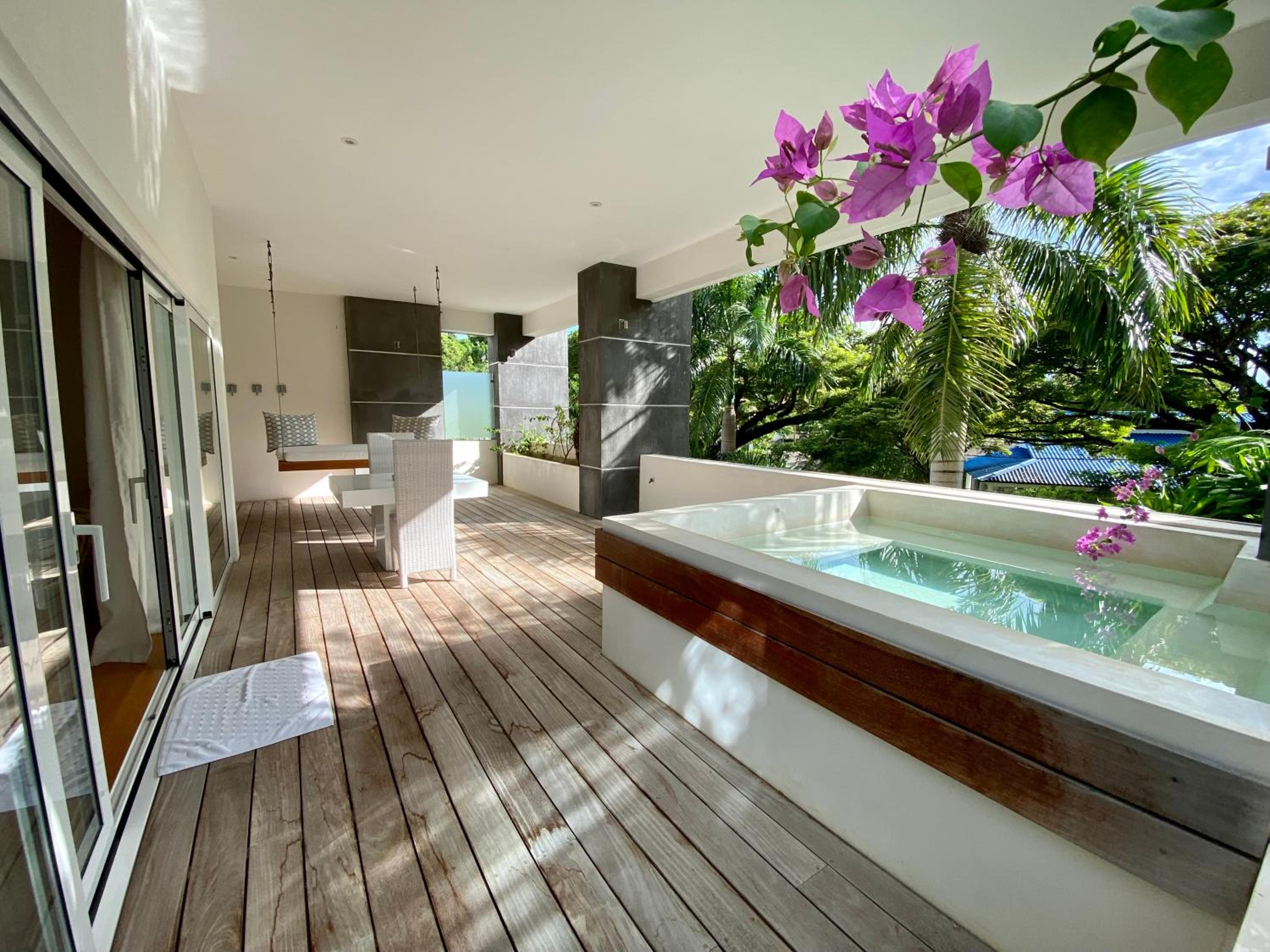 CASA-22 Luxury Boutique Hotel